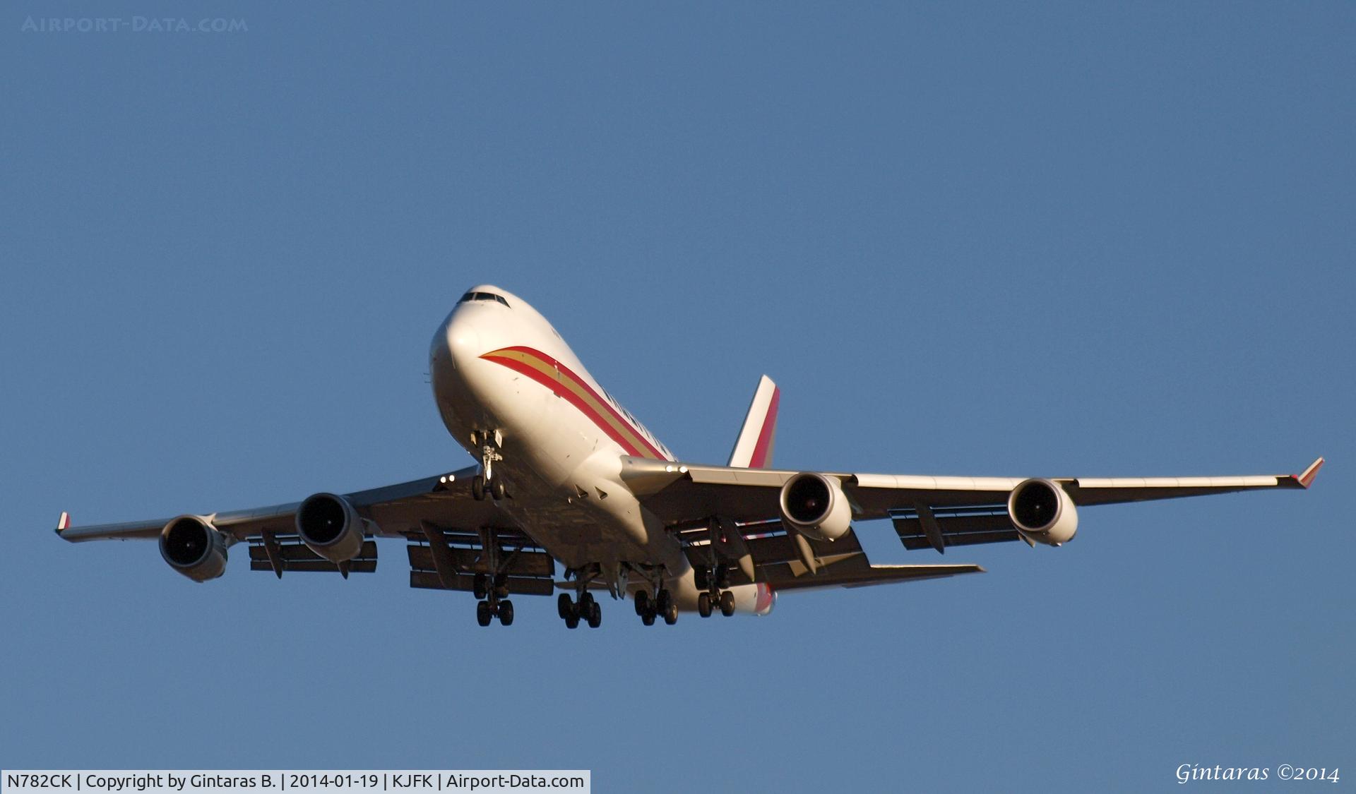N782CK, 2009 Boeing 747-4HQF C/N 37304, Going to a landing on RWY 31R