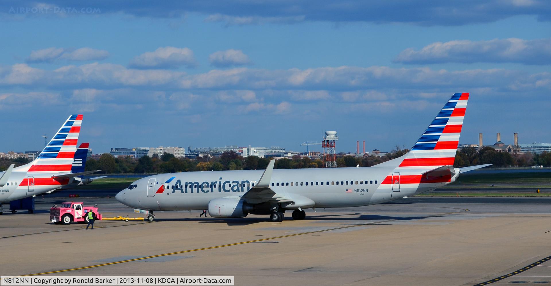 N812NN, 2009 Boeing 737-823 C/N 33520, Taxi National