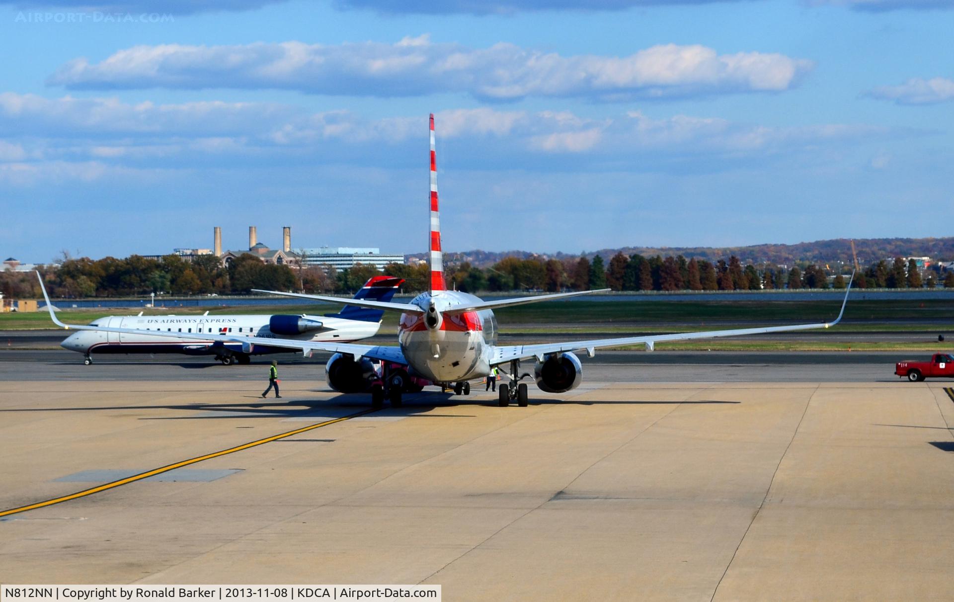 N812NN, 2009 Boeing 737-823 C/N 33520, Taxi National