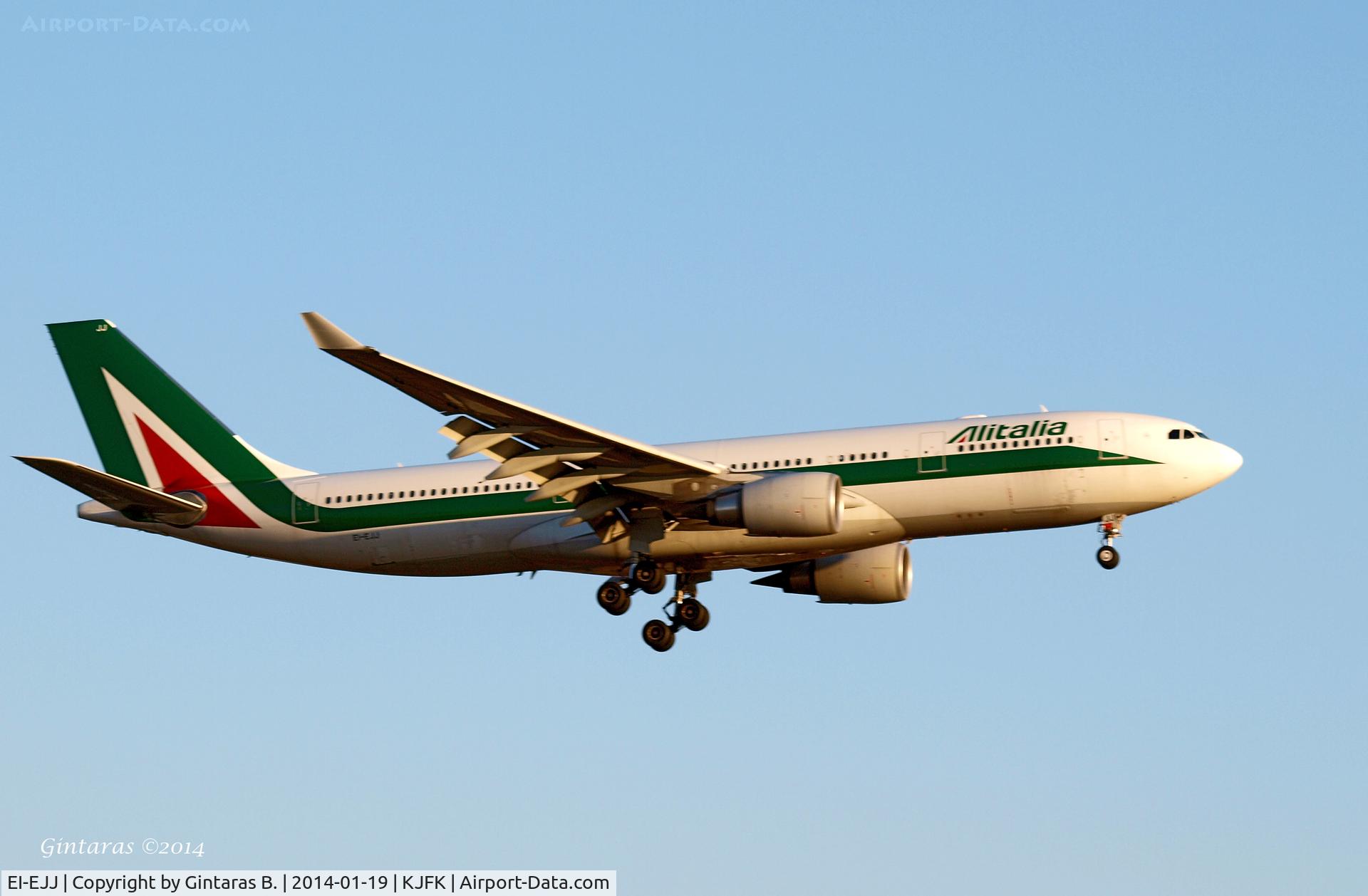EI-EJJ, 2011 Airbus A330-202 C/N 1225, Going to a landing on RWY 22L