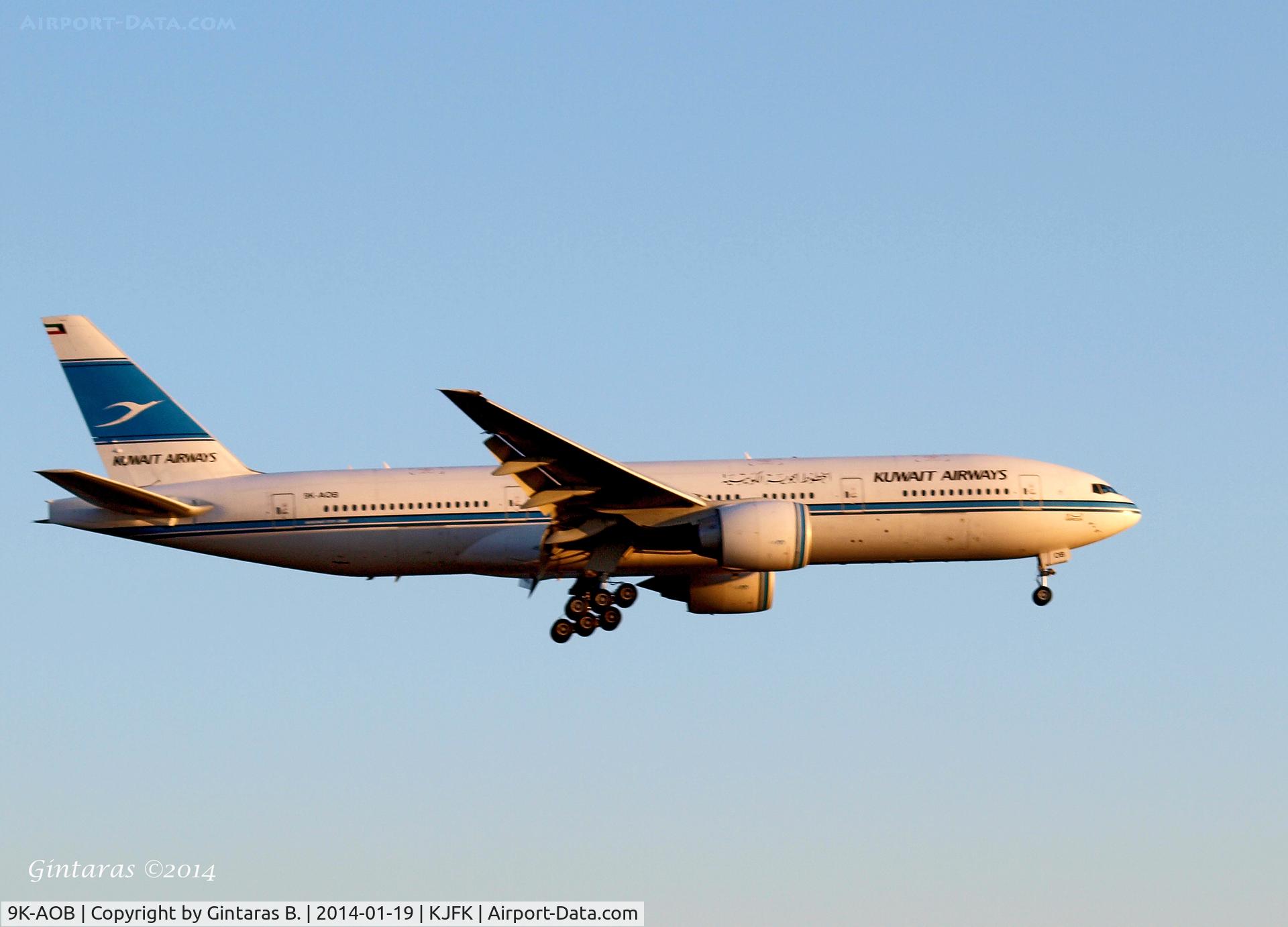 9K-AOB, 1998 Boeing 777-269/ER C/N 28744, Going to a landing on RWY 22L