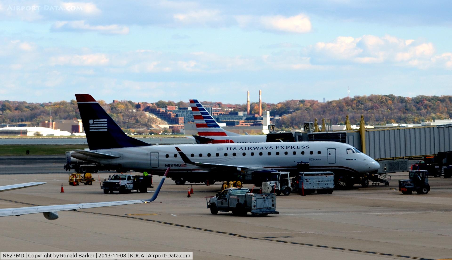 N827MD, 2005 Embraer 170SU (ERJ-170-100SU) C/N 17000047, Gate 29 National