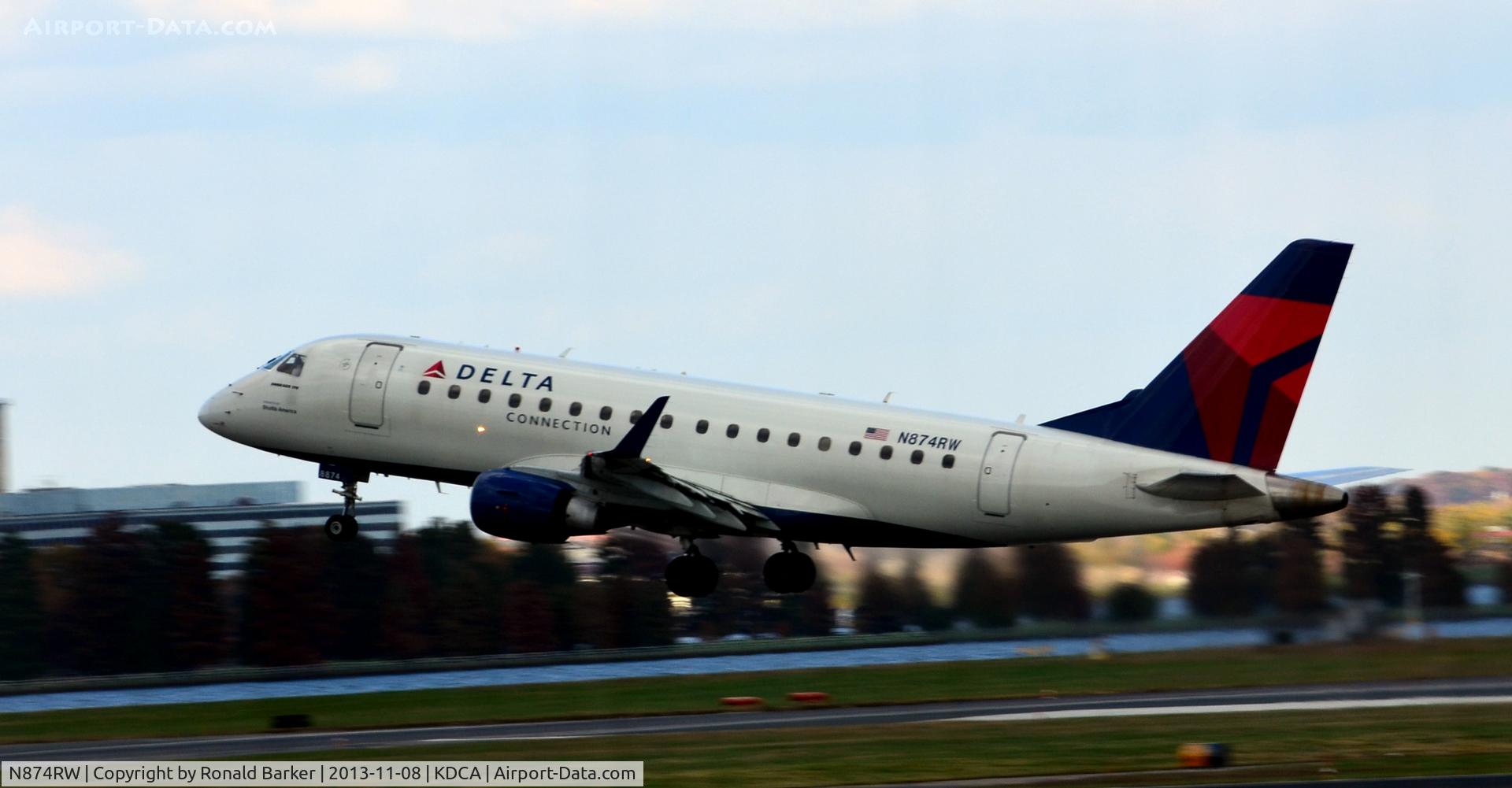 N874RW, 2006 Embraer 170SU (ERJ-170-100SU) C/N 17000148, Airborne National