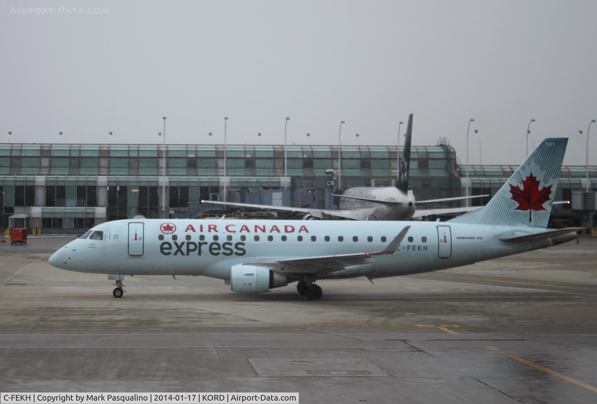 C-FEKH, 2005 Embraer 175SU (ERJ-170-200SU) C/N 17000102, ERJ-170-200SU