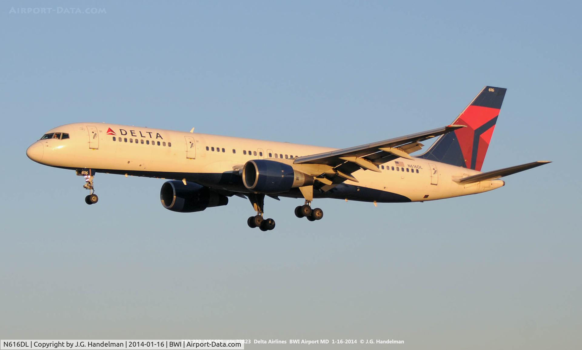 N616DL, 1986 Boeing 757-232 C/N 22823, On final to 33L at sunset.
