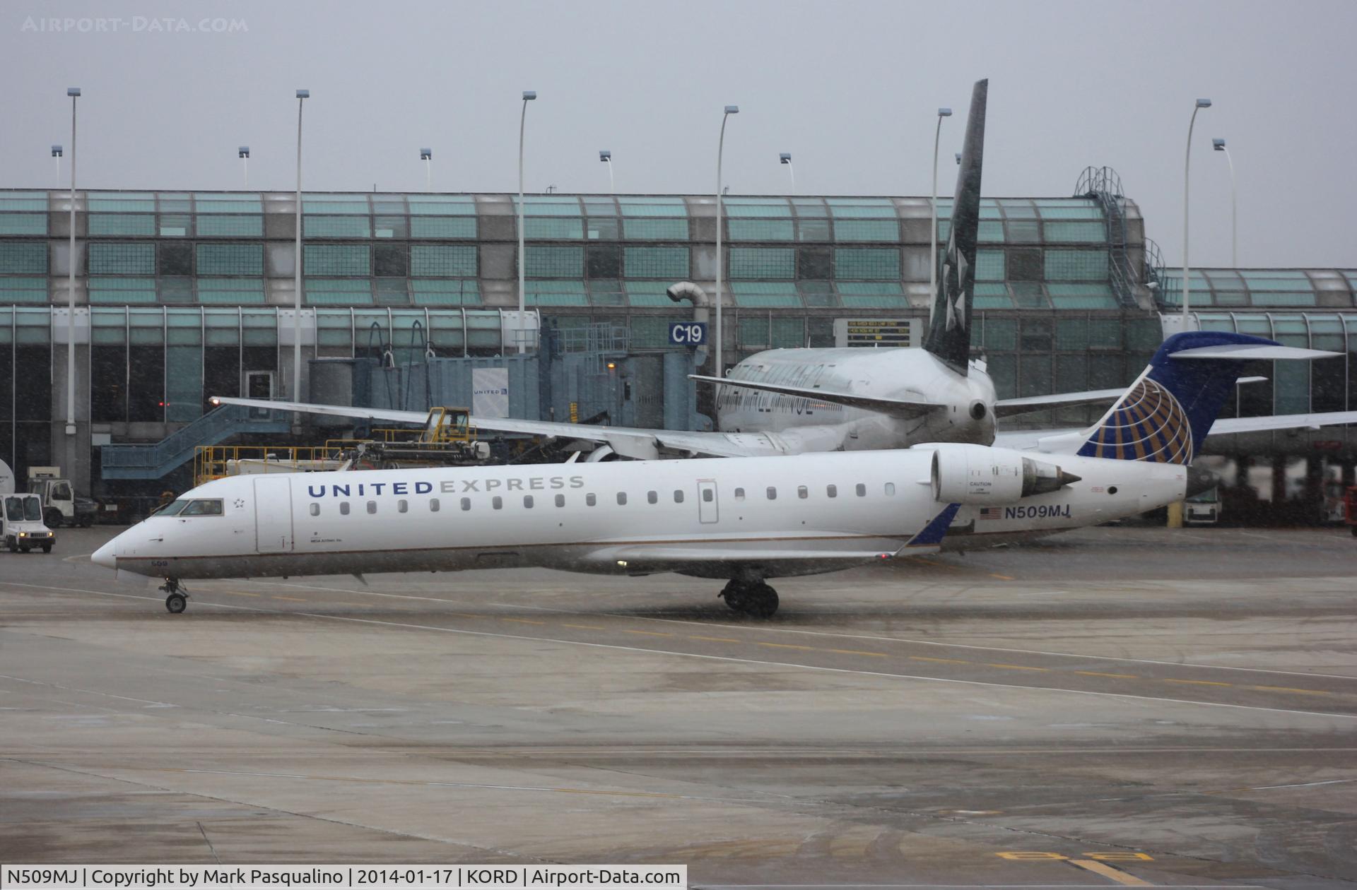 N509MJ, 2003 Bombardier CRJ-700 (CL-600-2C10) Regional Jet C/N 10094, CL-600-2C10