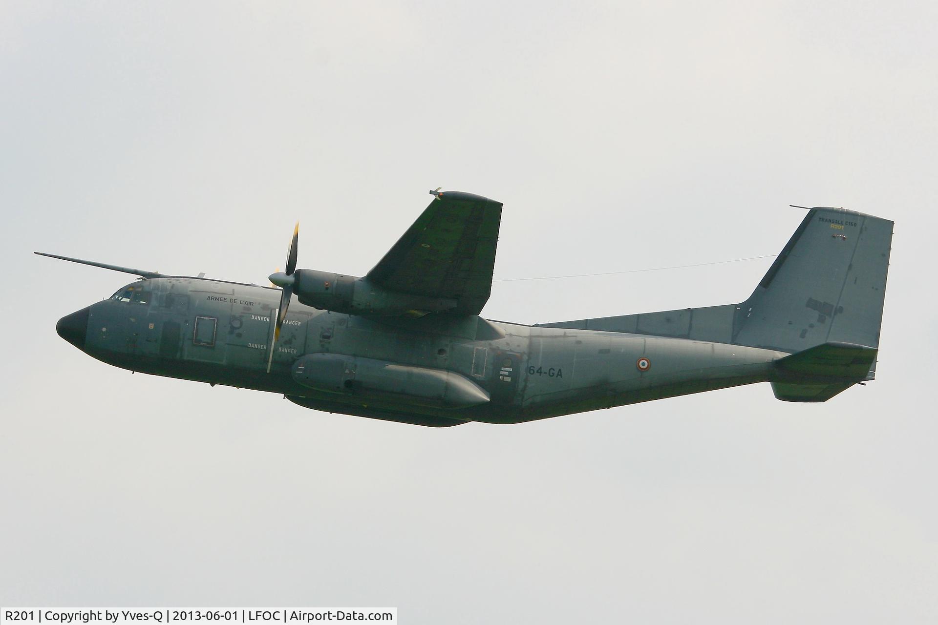 R201, Transall C-160R C/N 201, French Air Force Transall C-160R (64-GA), Take off Rwy 10, Chateaudun Air Base 279 (LFOC) Open day 2013