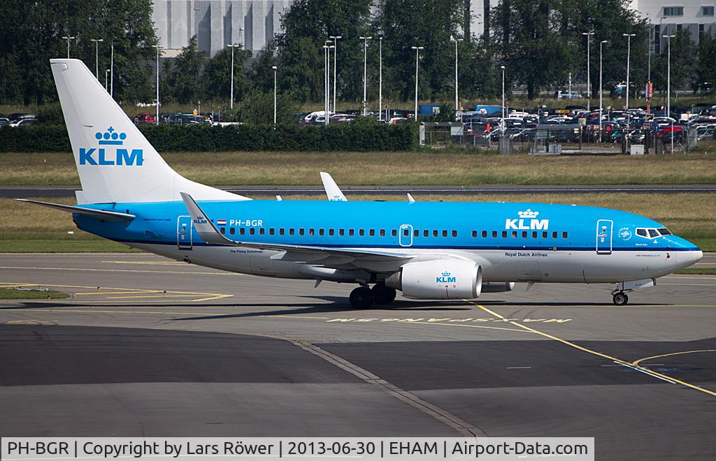 PH-BGR, 2011 Boeing 737-7K2 C/N 39446, On the Taxiway
