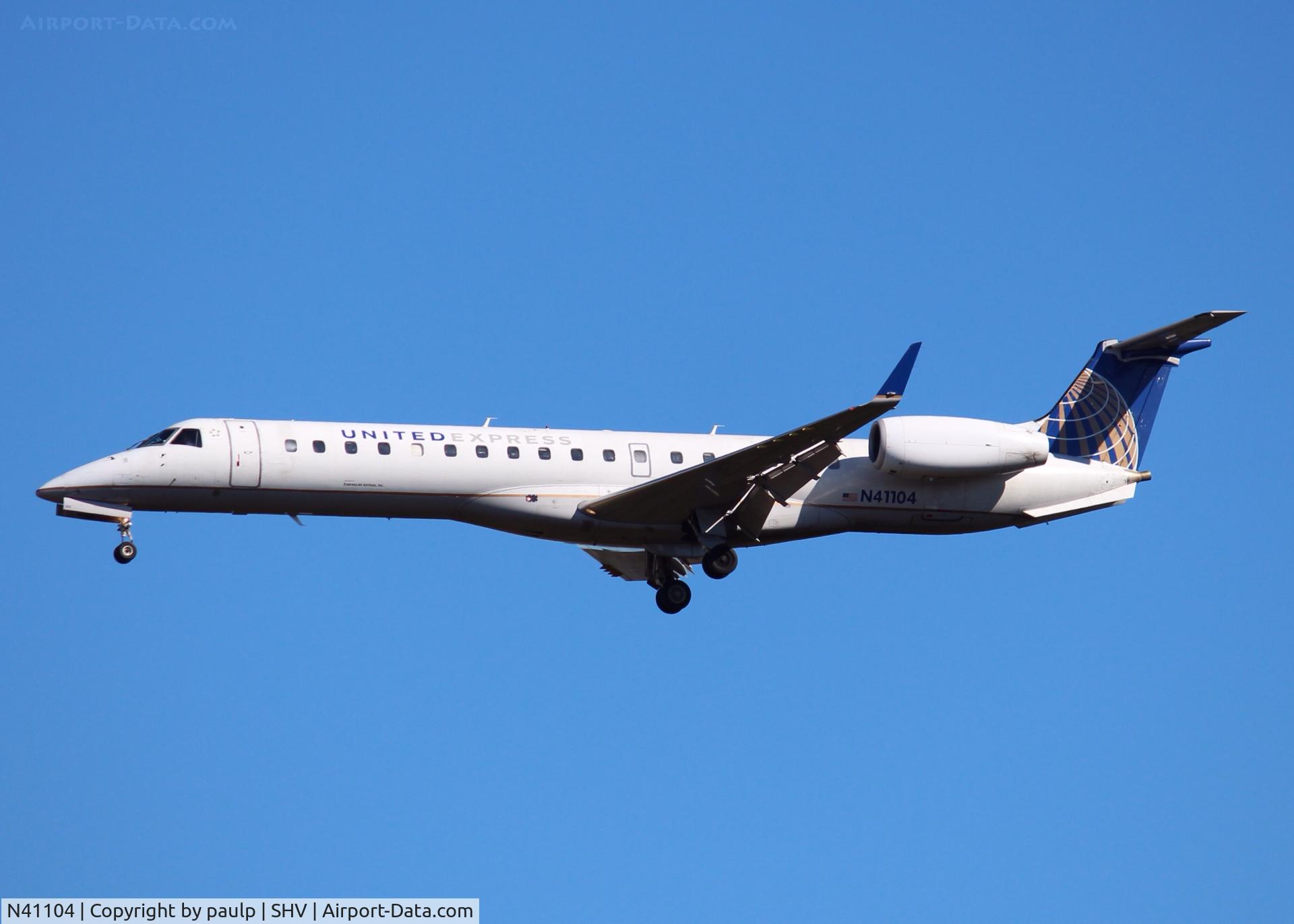 N41104, 2002 Embraer ERJ-145XR (EMB-145XR) C/N 145646, Landing at Shreveport Regional.