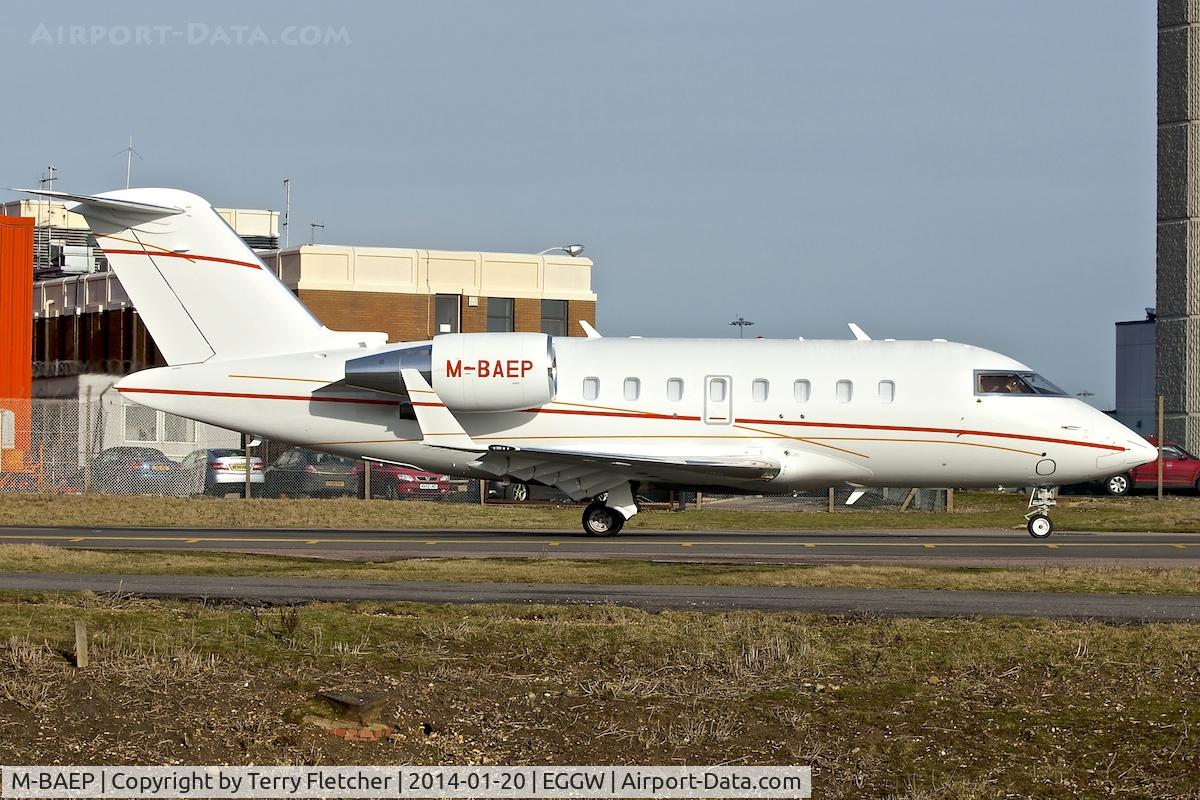 M-BAEP, 2013 Bombardier Challenger 605 (CL-600-2B16) C/N 5929, Recently delivered -2013 Bombardier CL605 Challenger, c/n: 5929 at Luton