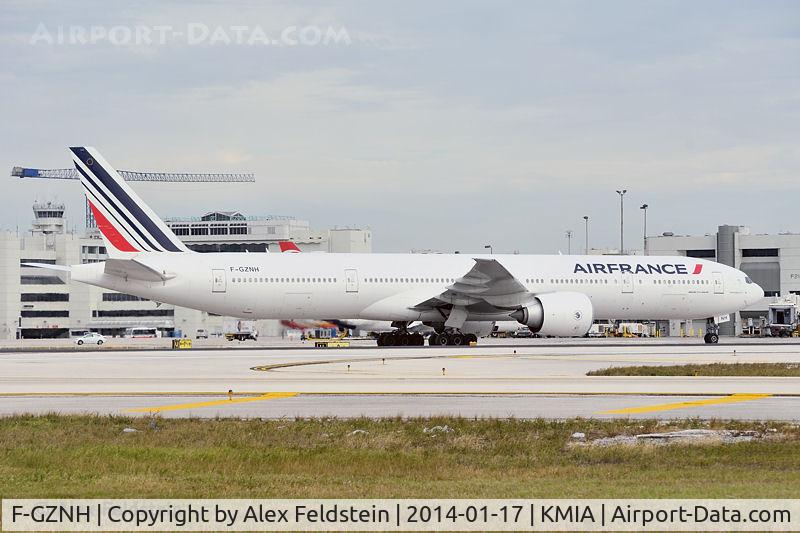 F-GZNH, 2010 Boeing 777-328/ER C/N 35544, Miami