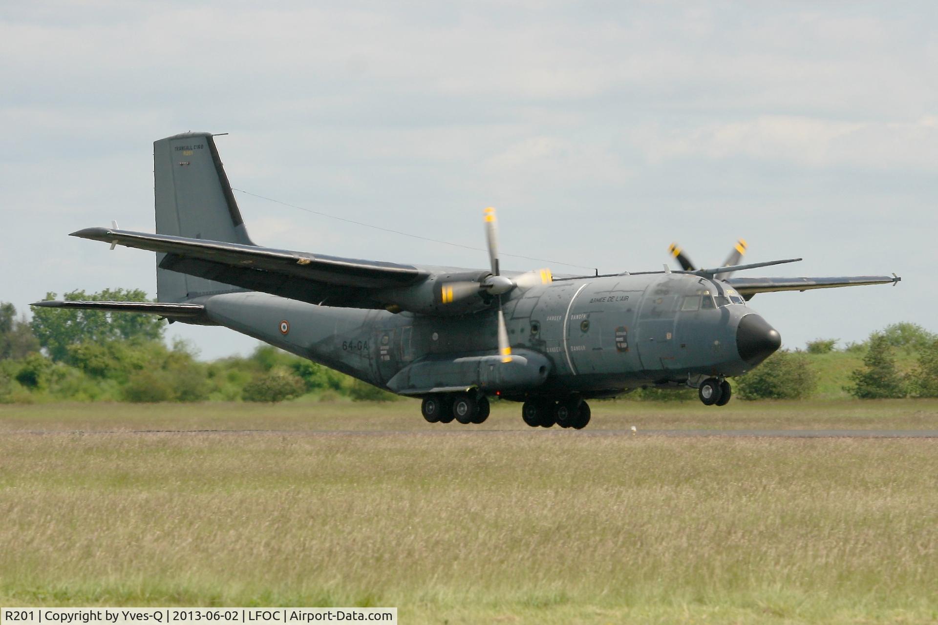 R201, Transall C-160R C/N 201, French Air Force Transall C-160R (64-GA), Landing Rwy 28, Chateaudun Air Base 279 (LFOC) Open day 2013