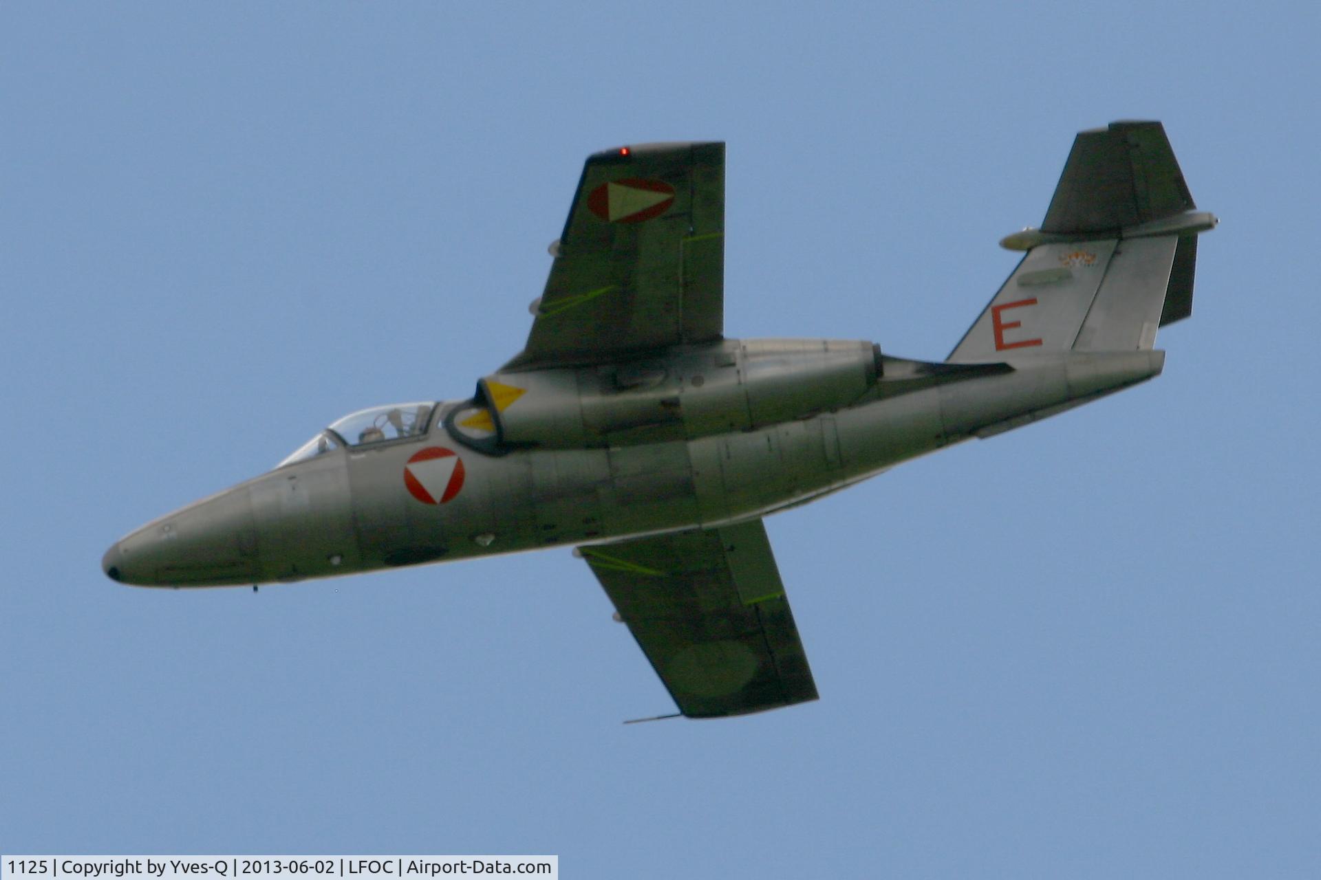 1125, Saab 105OE C/N 105425, Austrian Air Force Saab 105OE, Solo display, Chateaudun Air Base 279 (LFOC) Open day 2013