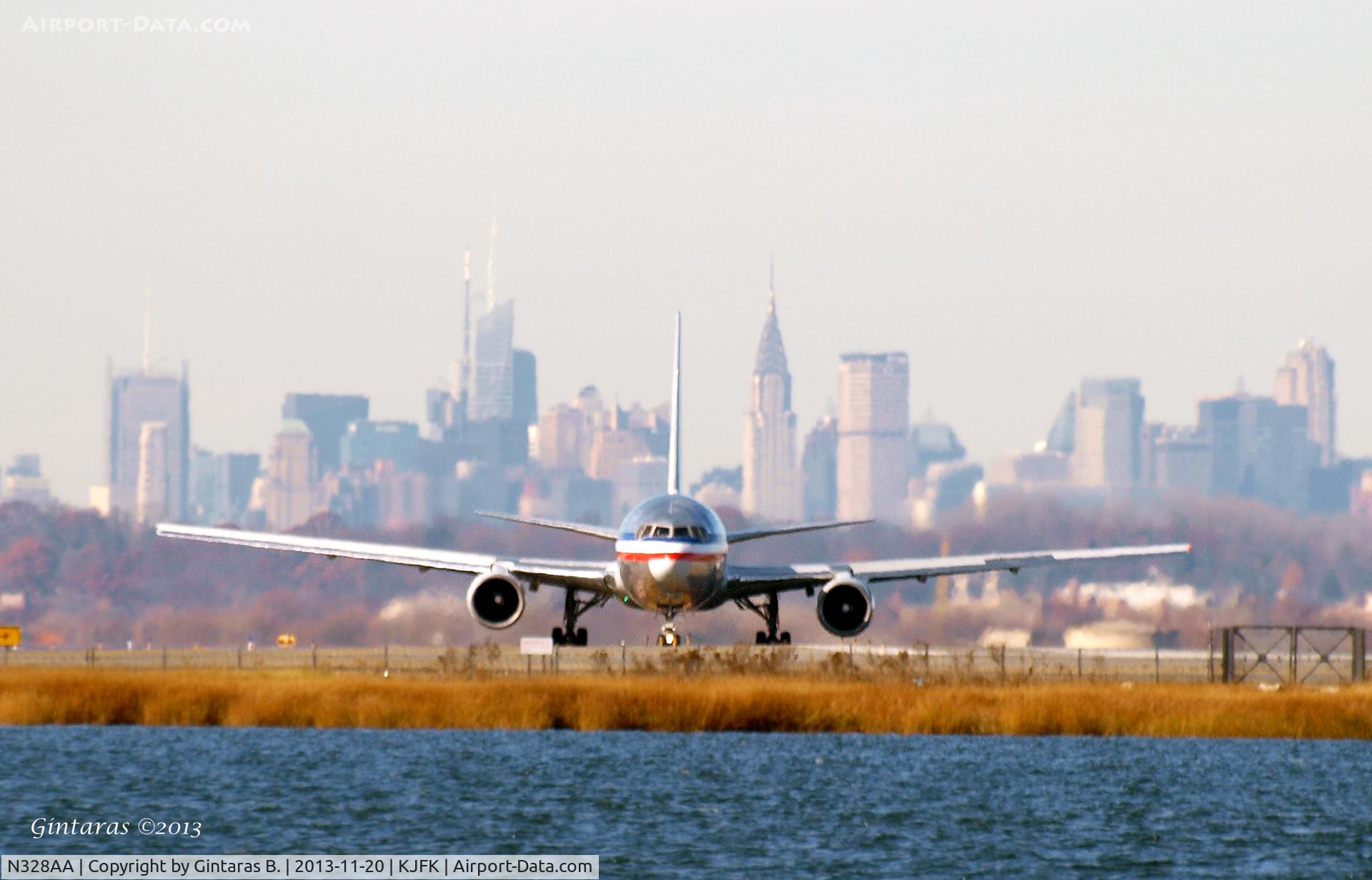 N328AA, 1986 Boeing 767-223 C/N 22328, Taxiing for take off from RWY 4L