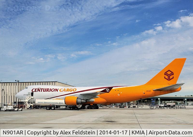 N901AR, 1997 Boeing 747-4R7F/SCD C/N 25868, Miami