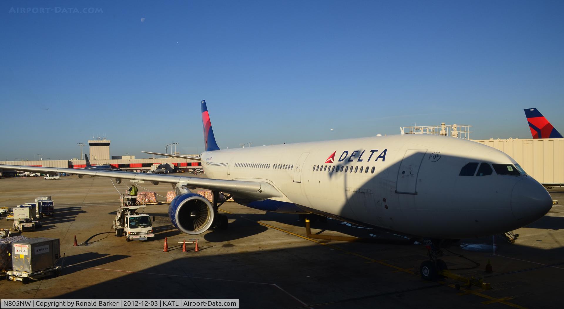 N805NW, 2003 Airbus A330-323 C/N 0552, Fleet number 3305 Atlanta