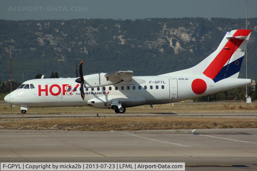 F-GPYL, 1997 ATR 42-500 C/N 542, Taxiing