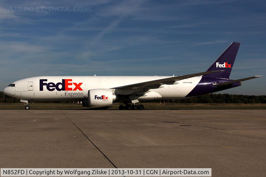 N852FD, 2010 Boeing 777-FS2 C/N 37723, visitor