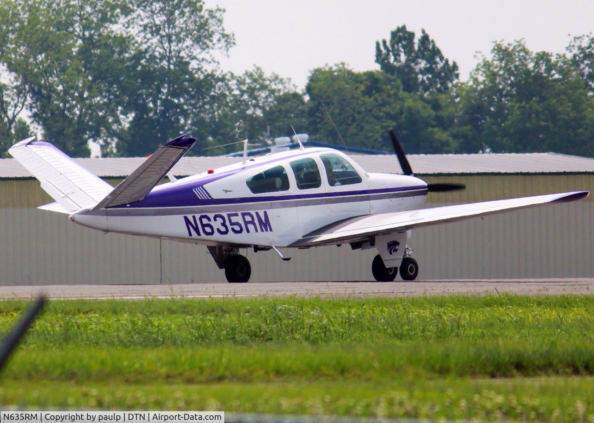 N635RM, 1964 Beech S35 Bonanza C/N D-7561, At Downtown Shreveport.