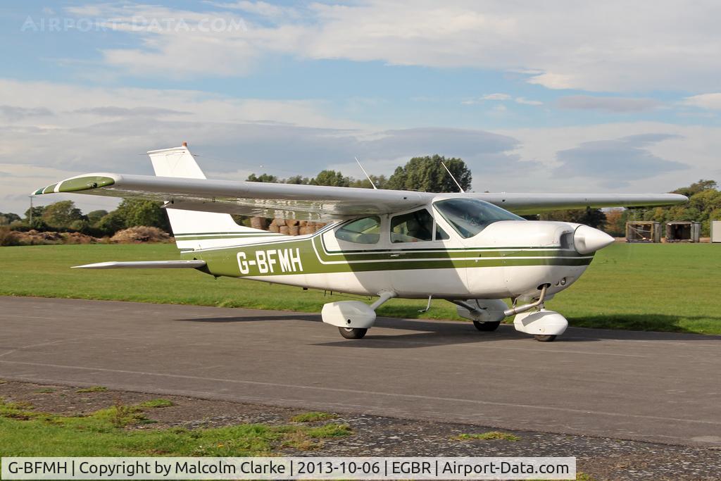 G-BFMH, 1973 Cessna 177B Cardinal C/N 17702034, Cessna 177B Cardinal at The Real Aeroplane Club's Pre-Hibernation Fly-In, Breighton Airfield, October 2013.