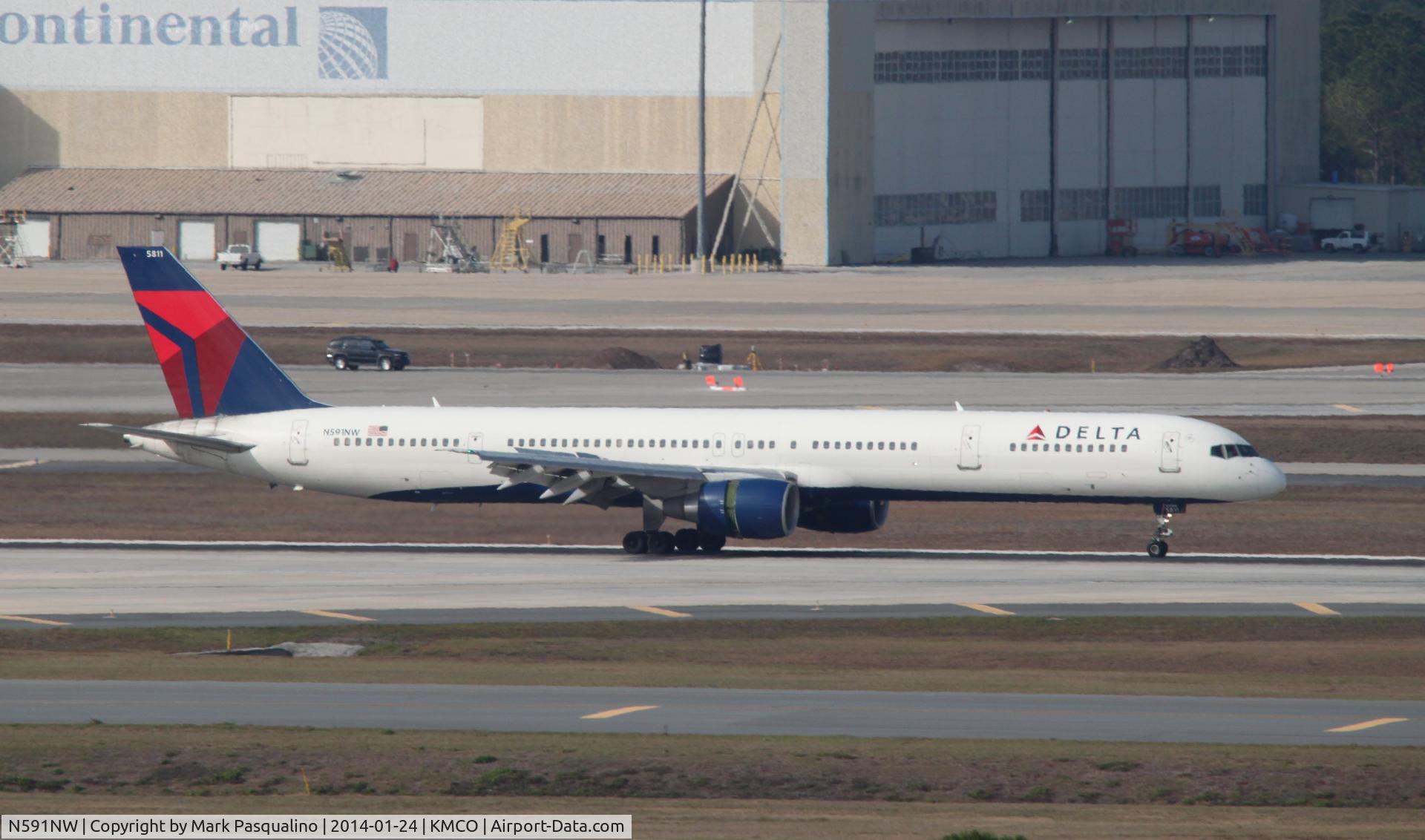 N591NW, 2003 Boeing 757-351 C/N 32991, Boeing 757-300