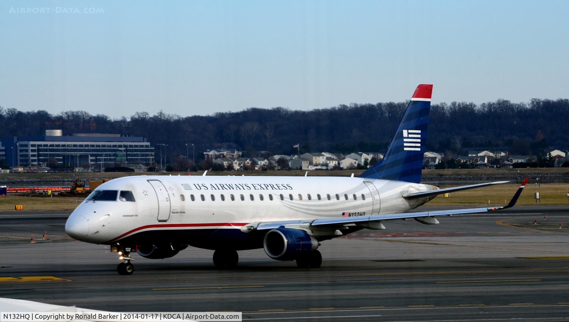 N132HQ, 2008 Embraer 175LR (ERJ-170-200LR) C/N 17000216, Taxi National