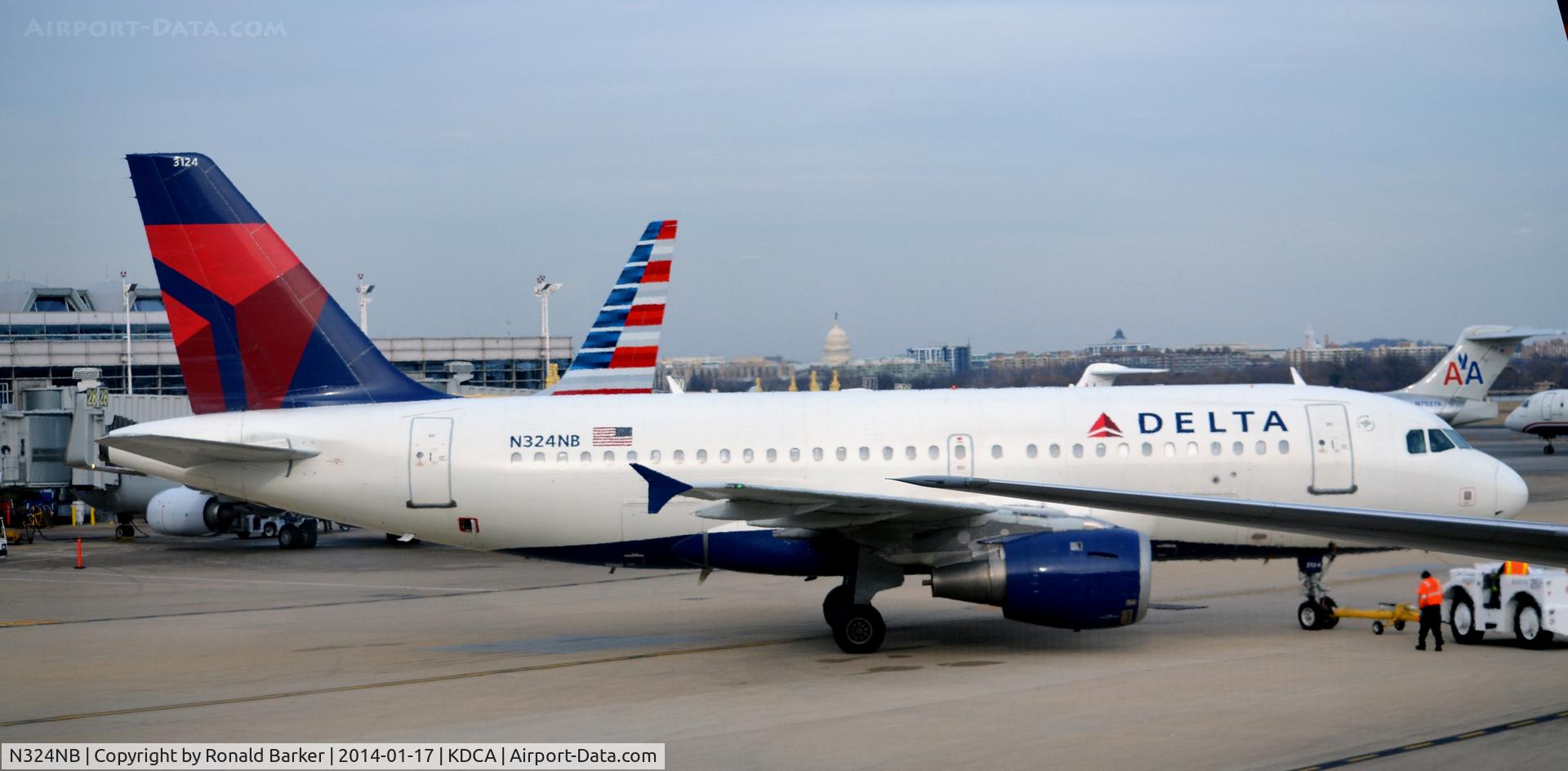 N324NB, 2001 Airbus A319-114 C/N 1456, Pushback National