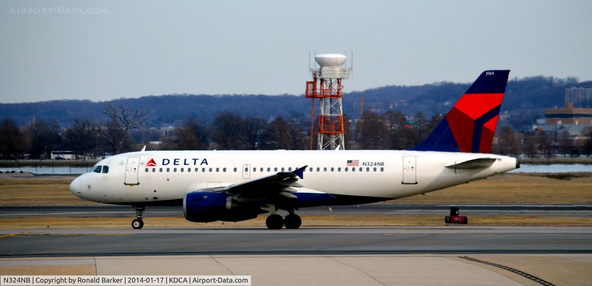 N324NB, 2001 Airbus A319-114 C/N 1456, Taxi National