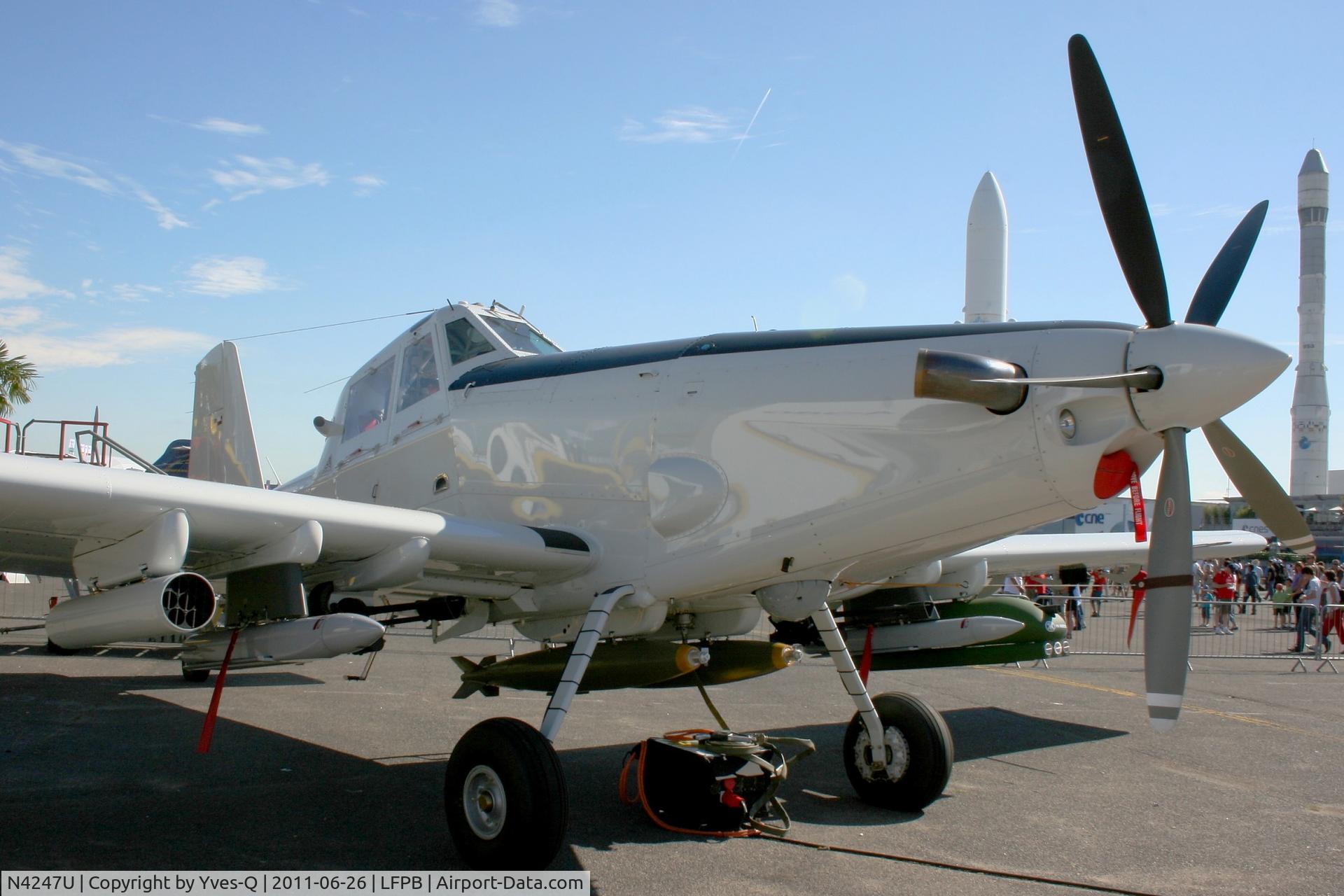 N4247U, Air Tractor AT-802 C/N 802-4001, Air Tractor AT-802U Air Truck (N4247U), Static display, Paris Le Bourget (LFPB-LBG) Air Show in june 2011