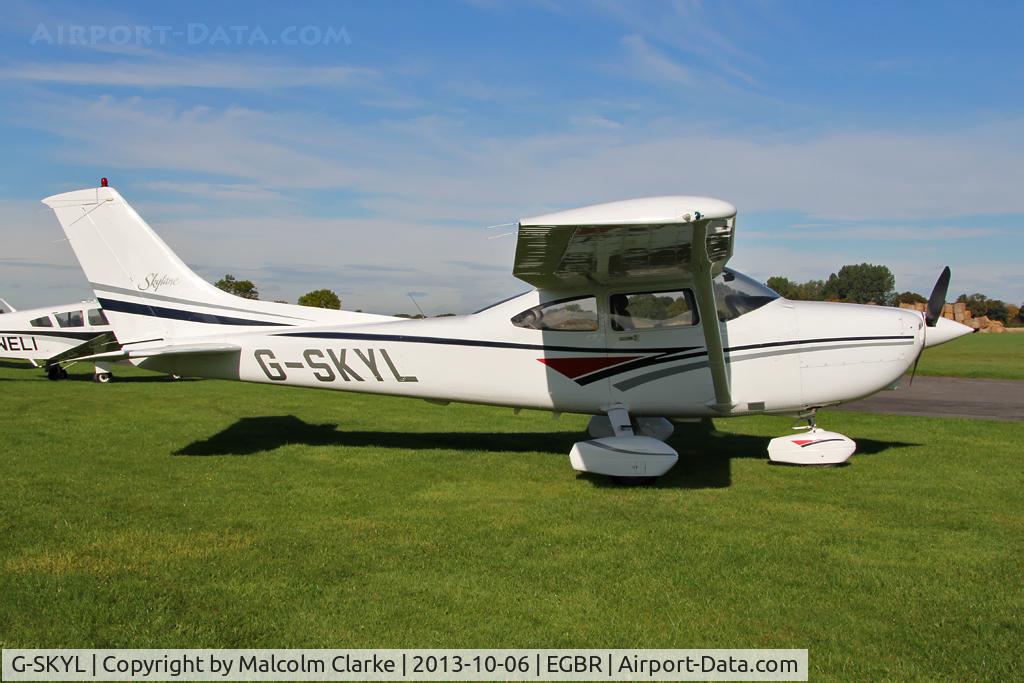 G-SKYL, 1998 Cessna 182S Skylane C/N 18280176, Cessna 182S Skylane at The Real Aeroplane Club's Pre-Hibernation Fly-In, Breighton Airfield, October 2013.
