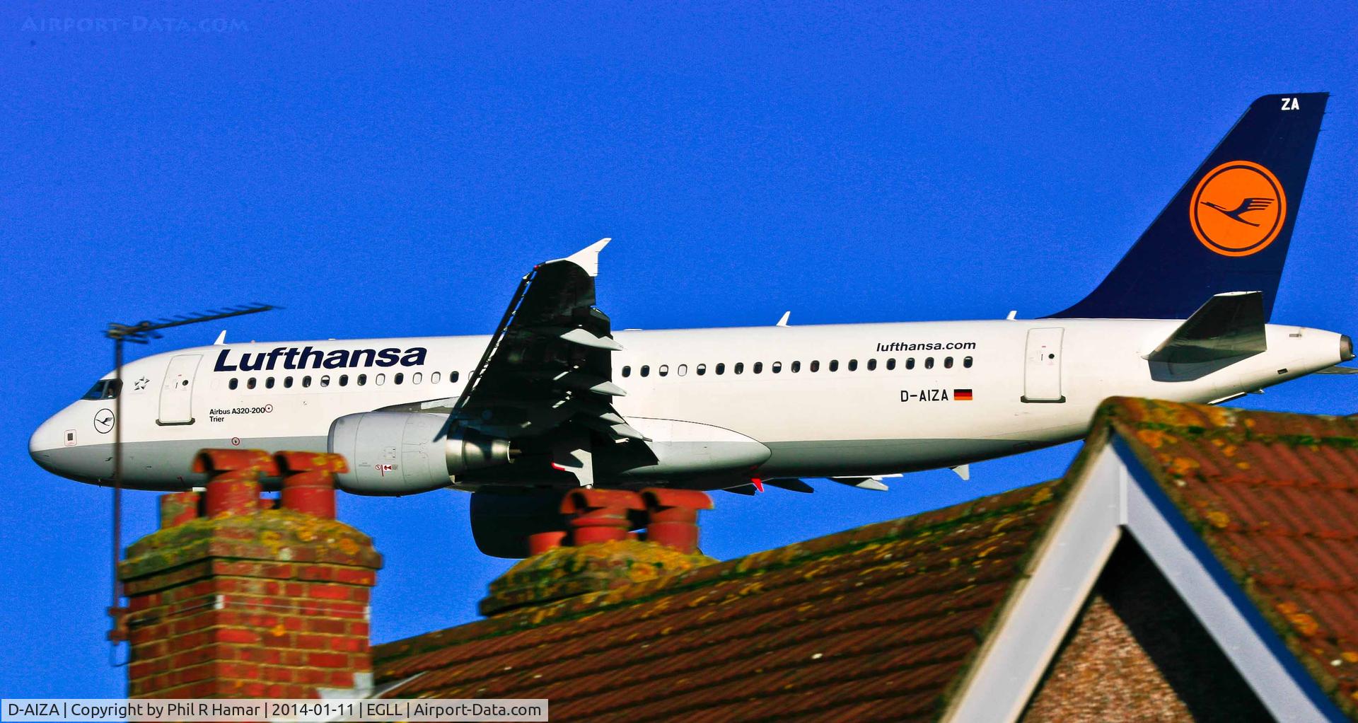 D-AIZA, 2009 Airbus A320-214 C/N 4097, Lufthanza Airbus A320-214, (D-AIZA) c/n 4097. on approach to land on 27L Heathrow. © PhilRHamar