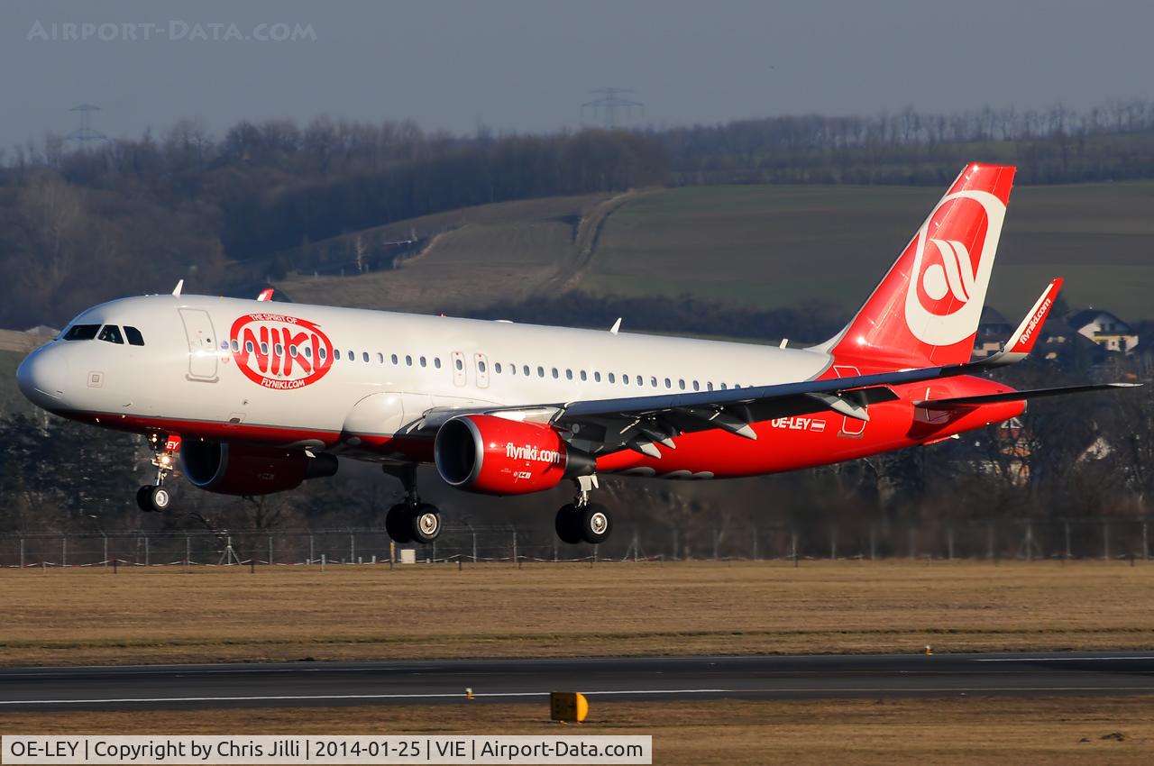 OE-LEY, 2013 Airbus A320-214 C/N 5648, Air Berlin Austria (NIKI)