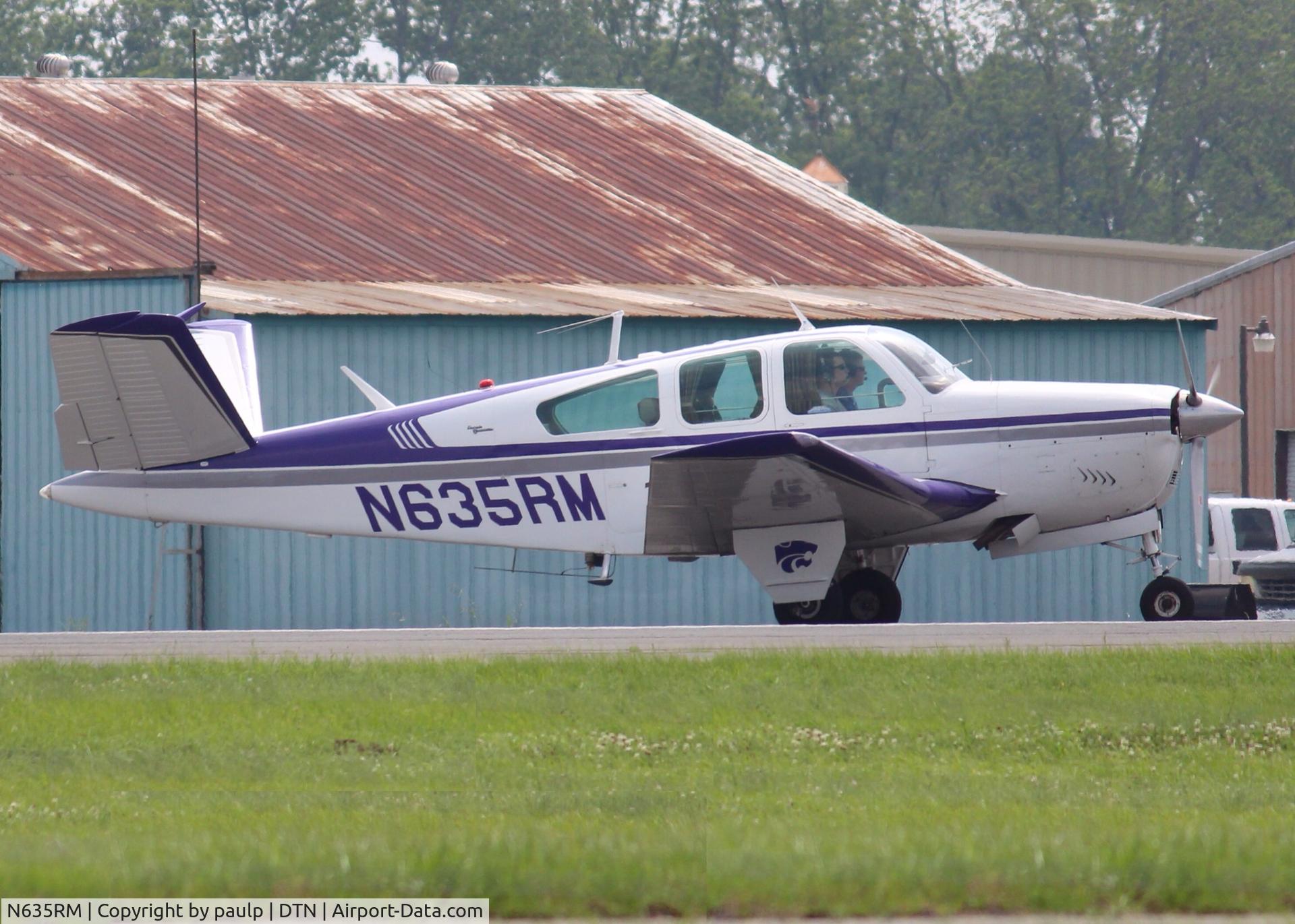 N635RM, 1964 Beech S35 Bonanza C/N D-7561, At Downtown Shreveport.