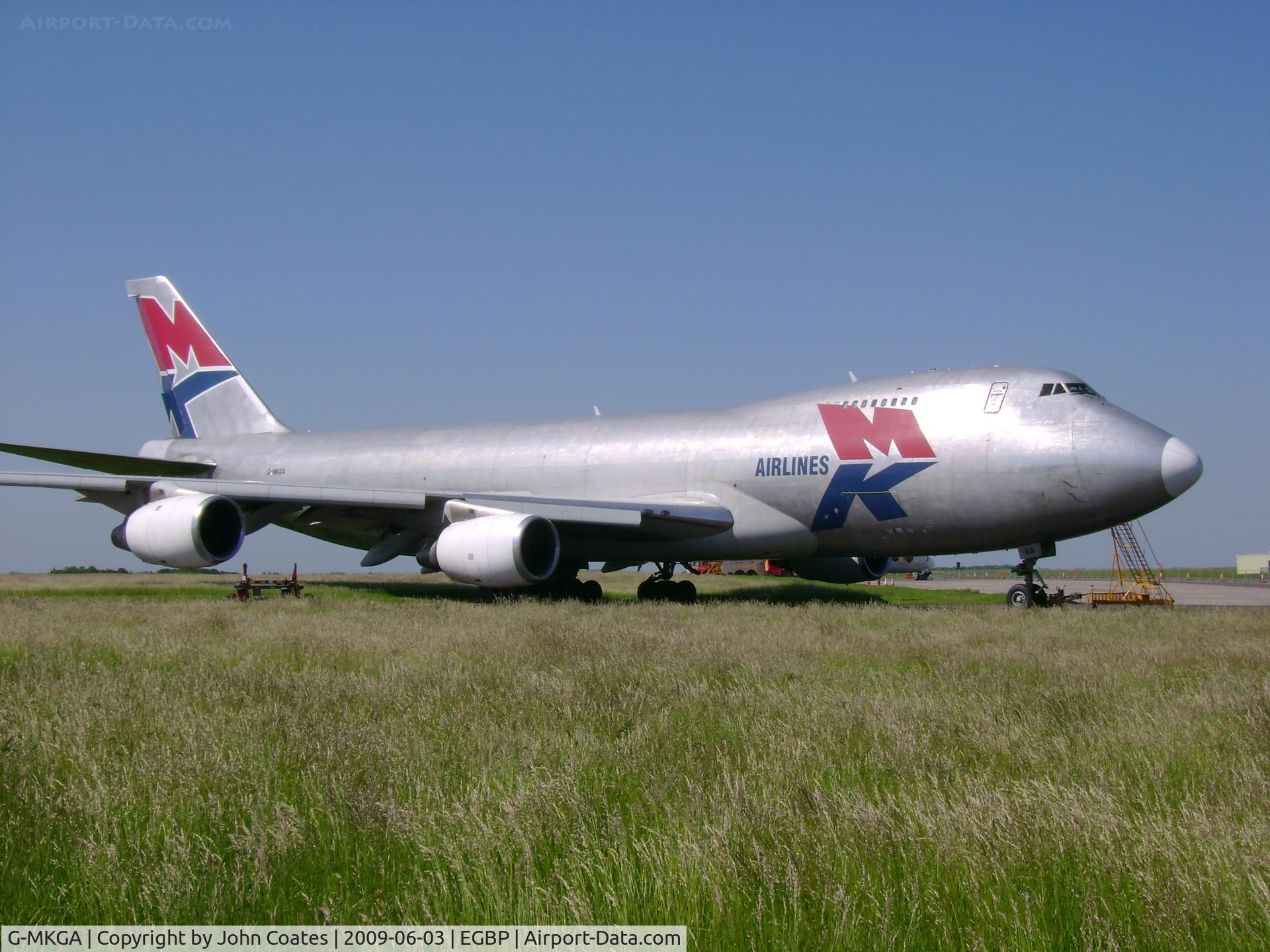 G-MKGA, 1979 Boeing 747-2R7F/SCD C/N 21650, Parked up at Kemble