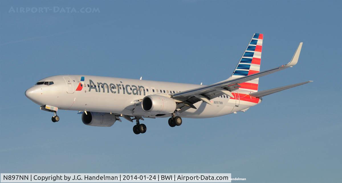 N897NN, 2012 Boeing 737-823 C/N 33318, Near touch down.