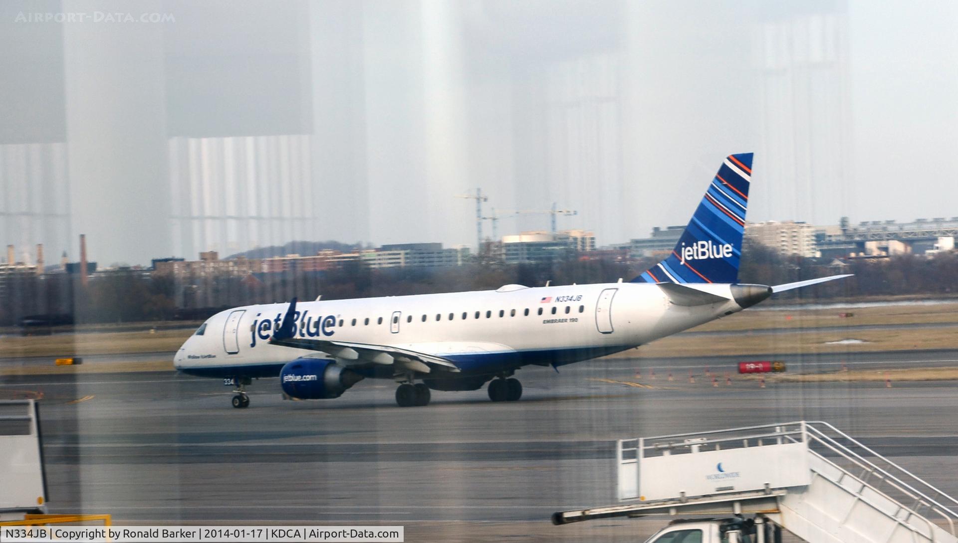 N334JB, Embraer ERJ-190-100 IGW 190AR C/N 19000446, Taxi National