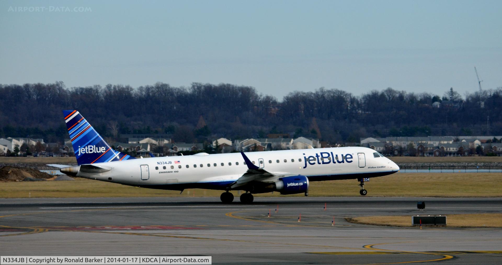N334JB, Embraer ERJ-190-100 IGW 190AR C/N 19000446, Takeoff National