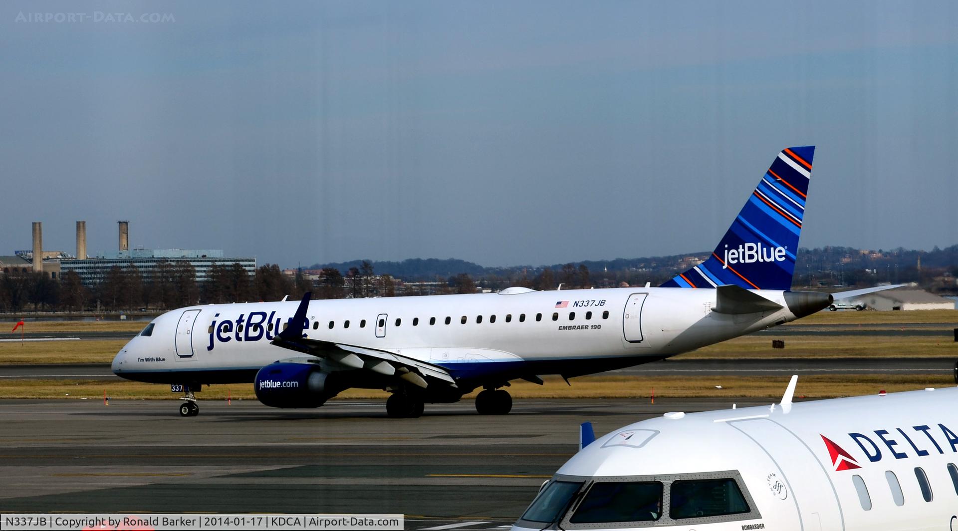 N337JB, Embraer ERJ-190-100 IGW 190AR C/N 19000473, I'm with Blue taxi National