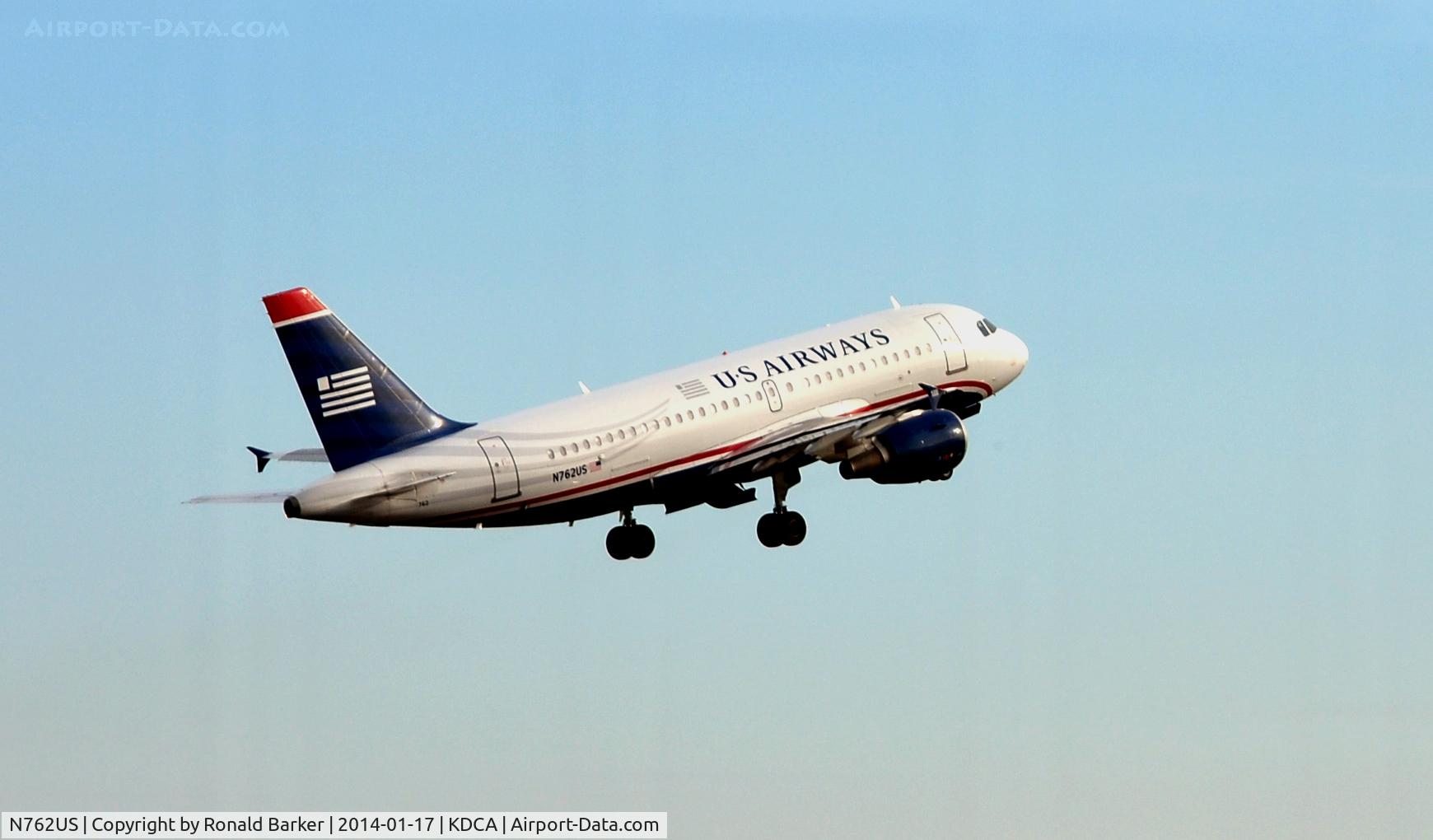 N762US, 2000 Airbus A319-112 C/N 1358, Departure National