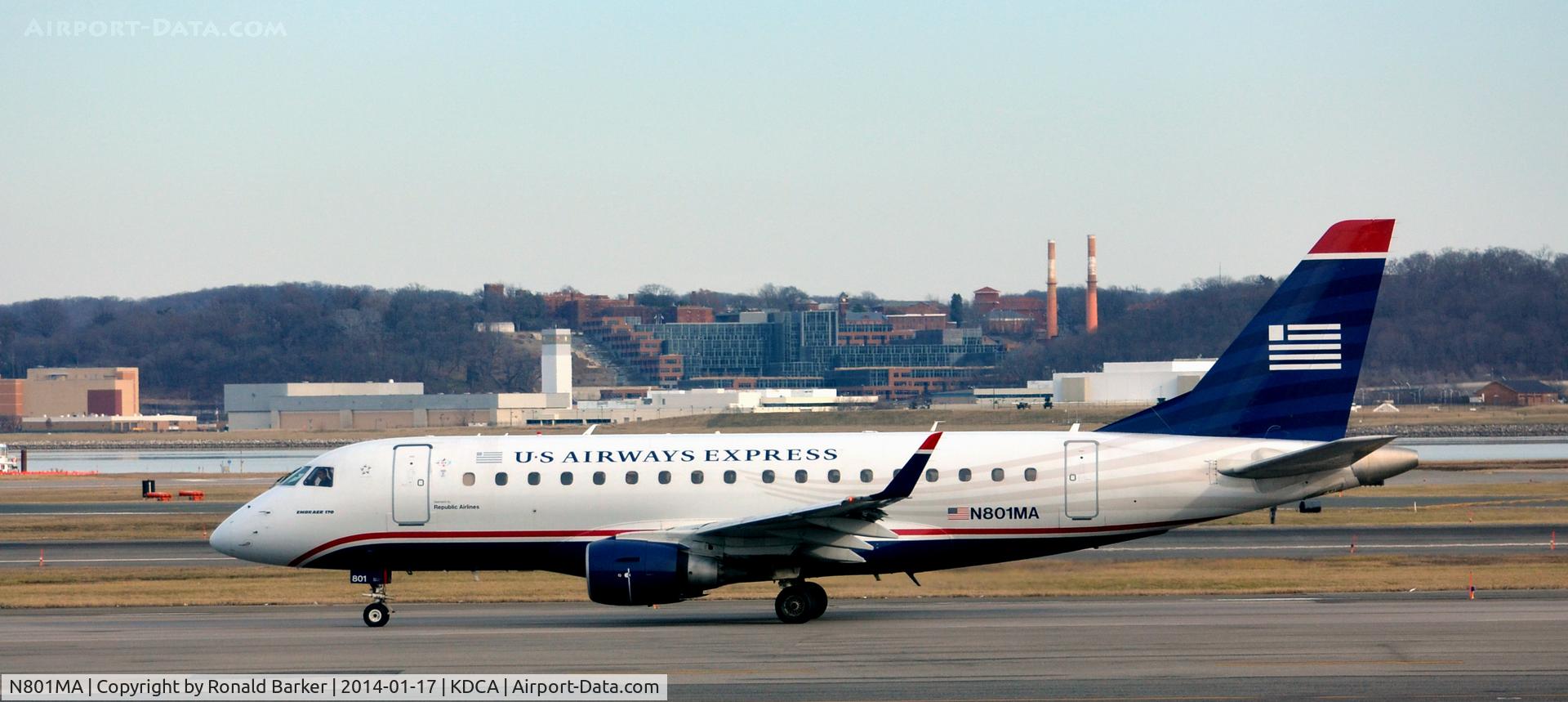 N801MA, 2004 Embraer 170SU (ERJ-170-100SU) C/N 17000012, Taxi National