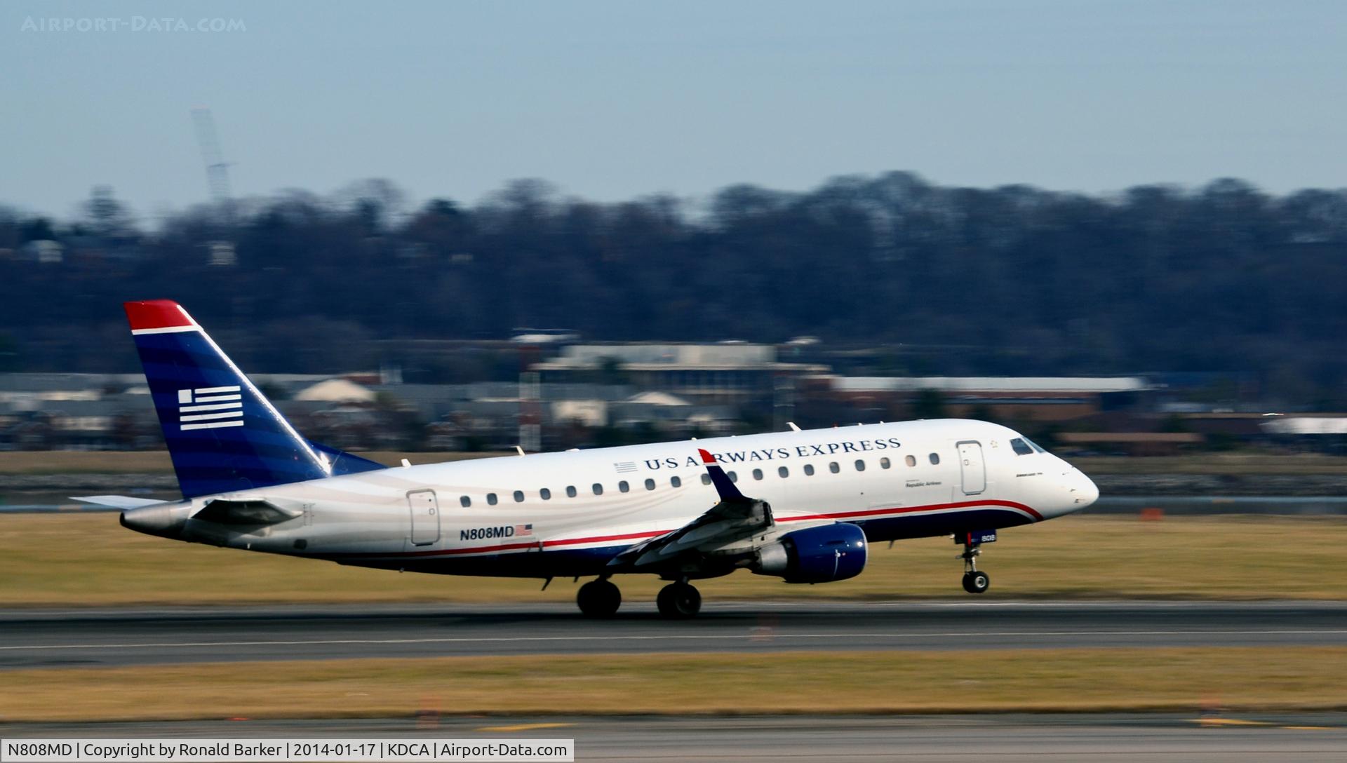 N808MD, 2004 Embraer 170SU (ERJ-170-100SU) C/N 17000021, Takeoff - nose wheel liftoff National