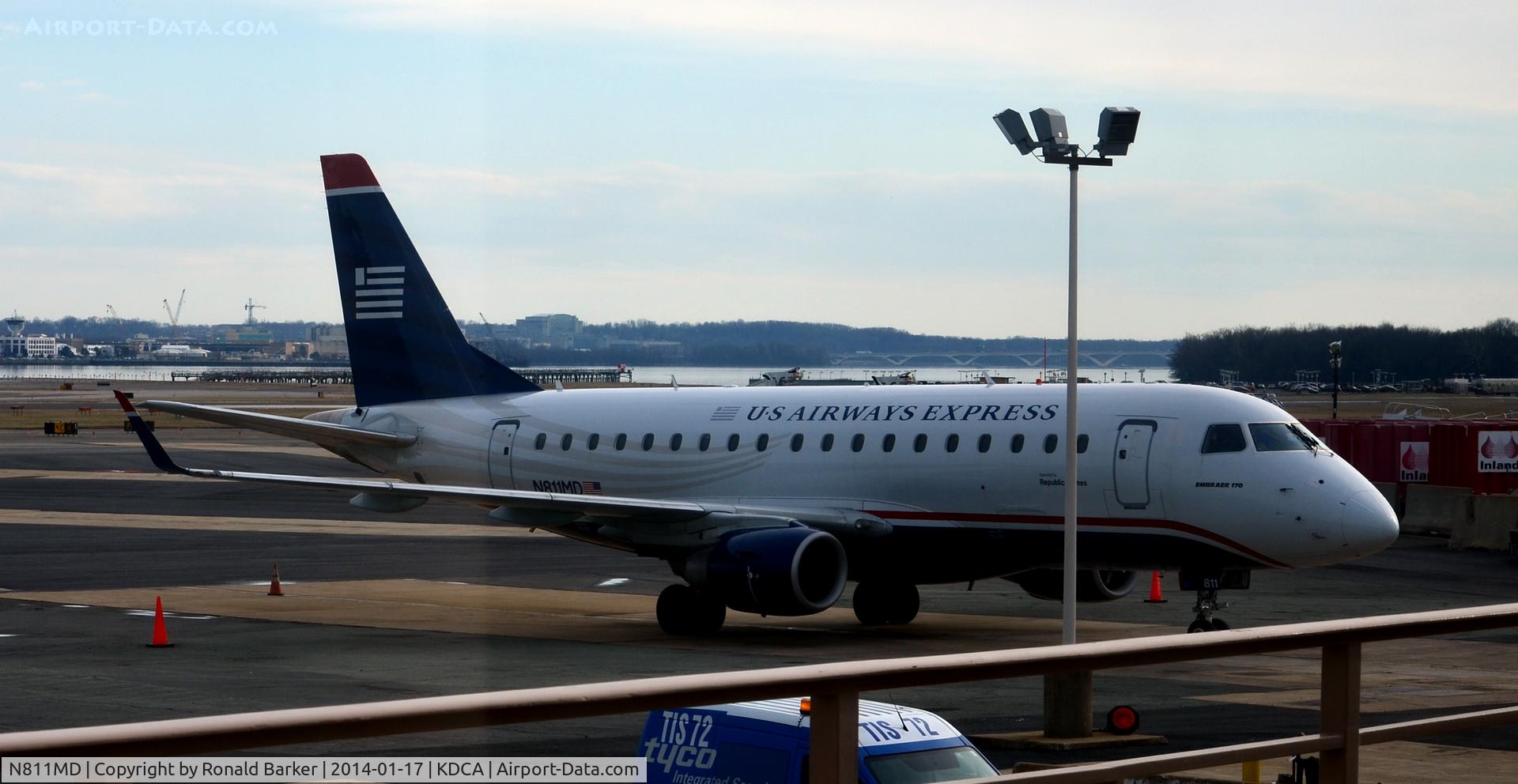 N811MD, 2004 Embraer 170SU (ERJ-170-100SU) C/N 17000028, National