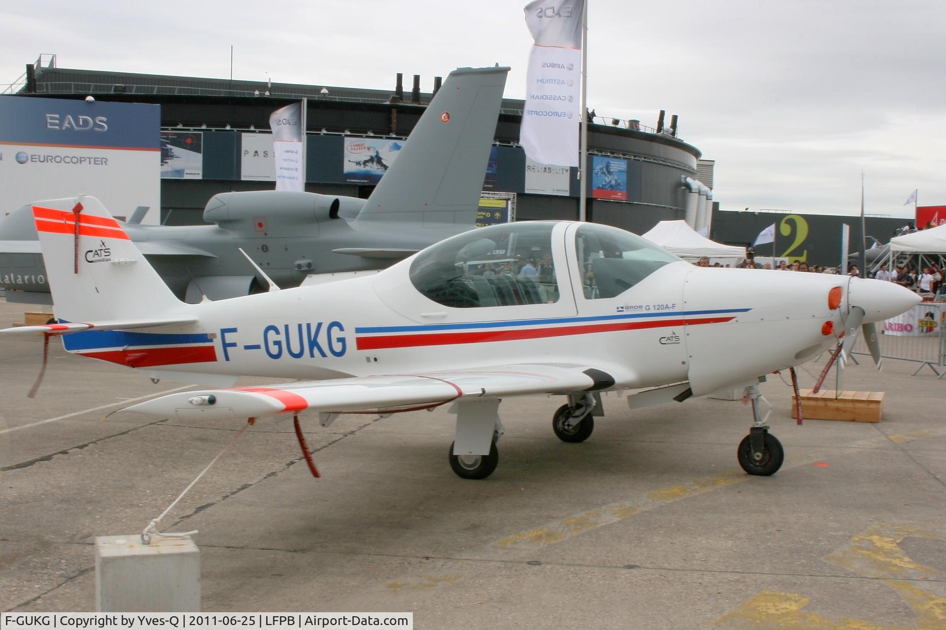 F-GUKG, Grob G-120A-F C/N 85041, F-GUKG - Grob G-120 A-F, Static display, Paris Le Bourget (LFPB-LBG) Air Show in june 2011