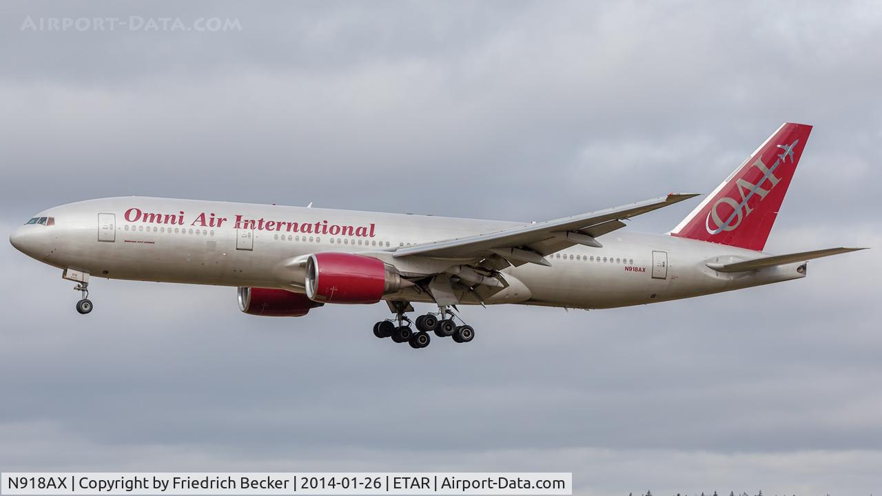 N918AX, 1997 Boeing 777-222 C/N 26935, on final RW26