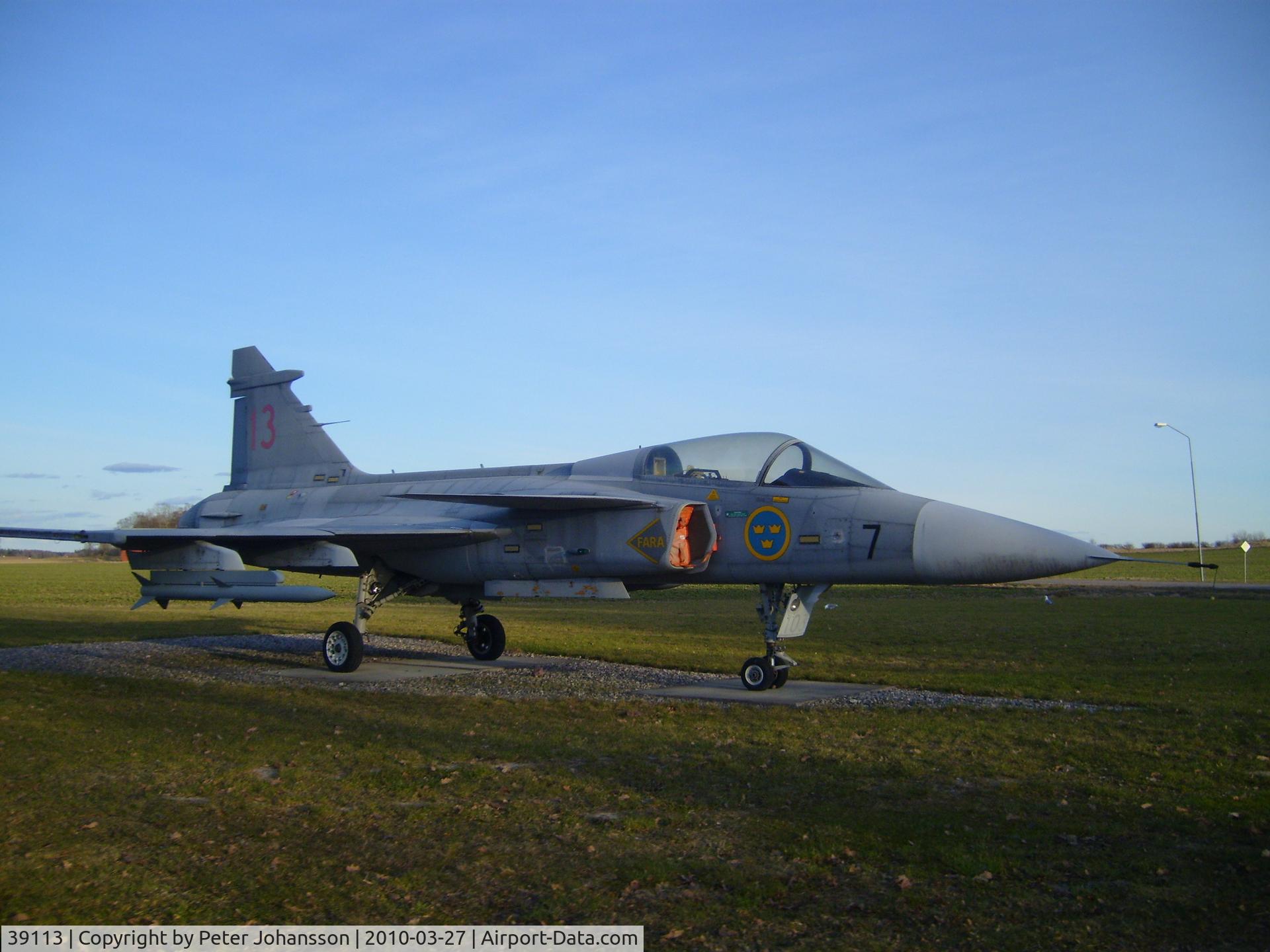 39113, Saab JAS-39A Gripen C/N 39-113, Placed outside F7 Såtenäs