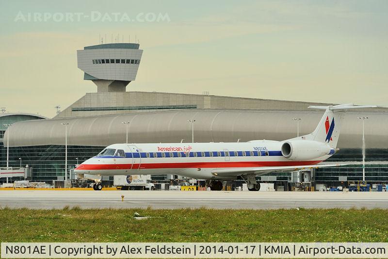 N801AE, 2001 Embraer ERJ-140LR (EMB-135KL) C/N 145469, Miami