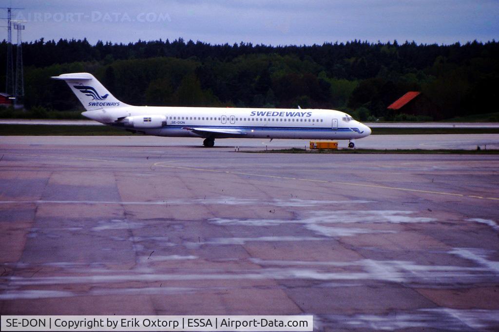 SE-DON, 1977 Douglas DC-9-41 C/N 47748, SE-DON in Swedeways c/s