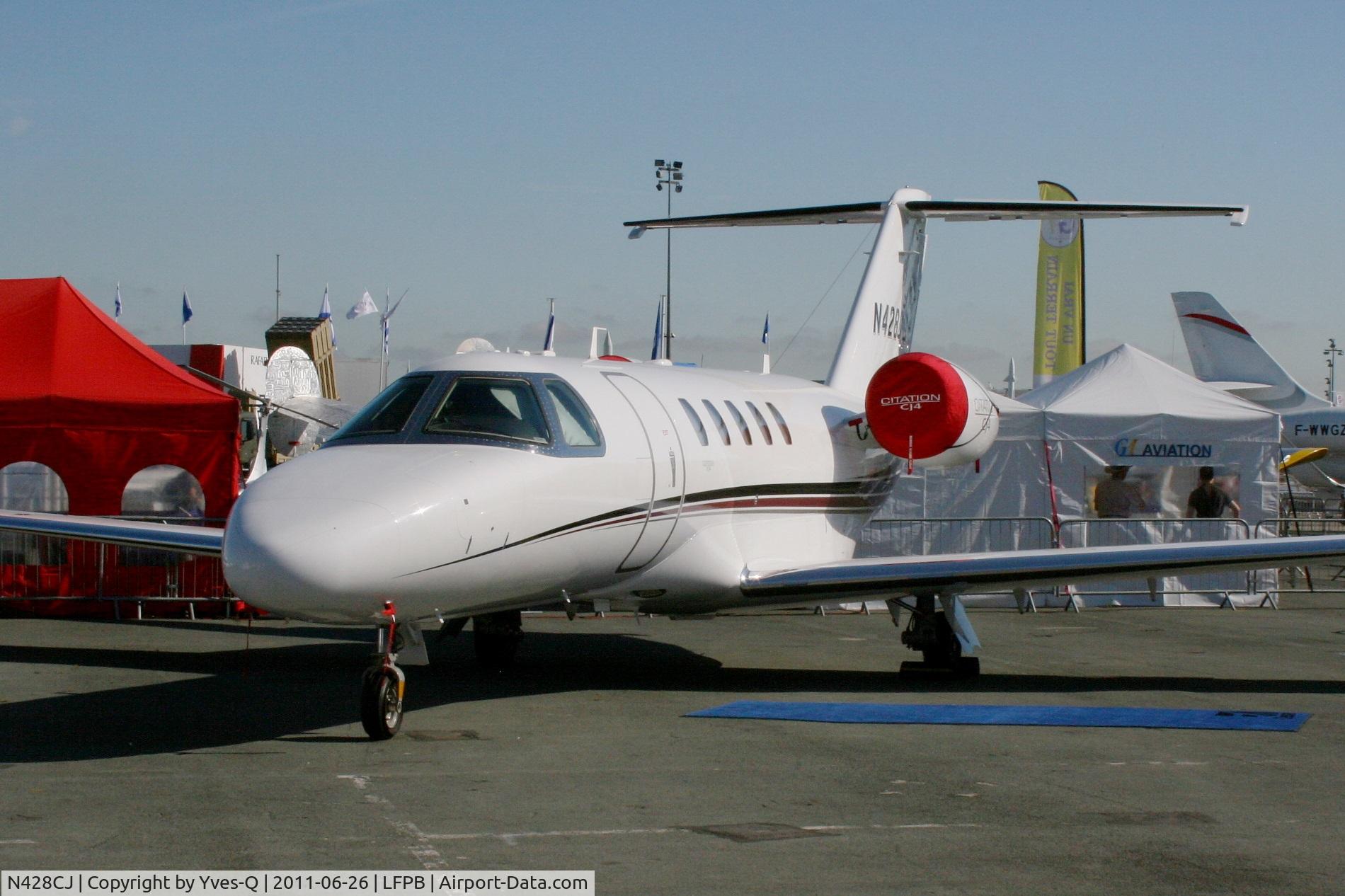 N428CJ, 2011 Cessna 525C CitationJet CJ4 C/N 525C-0028, Cessna citation CJ4 (N428CJ), Static Display, Paris Le Bourget (LFPB-LBG) Air Show 2011