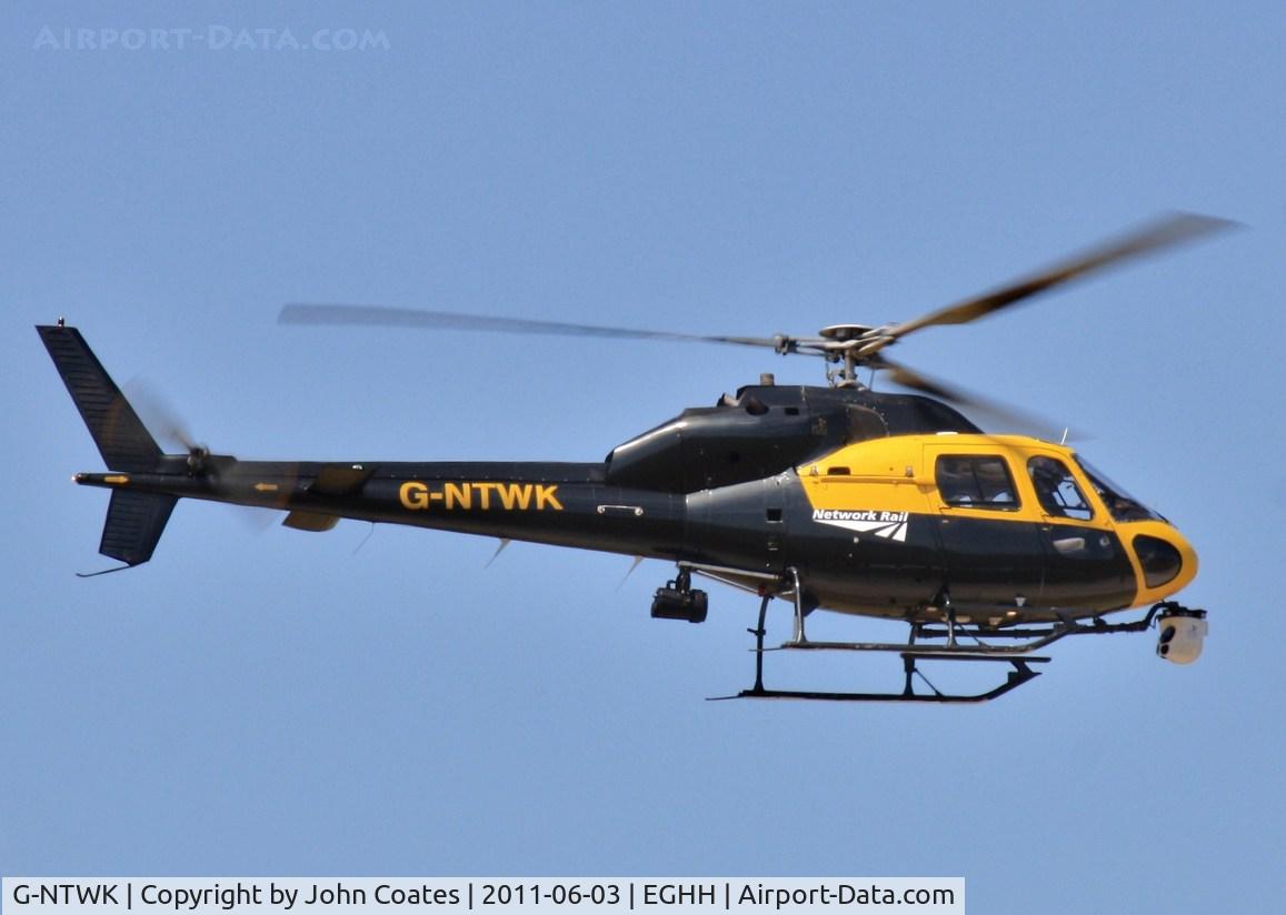 G-NTWK, 1986 Aerospatiale AS-355F-1 Twin Squirrel C/N 5347, Arriving at Signatures