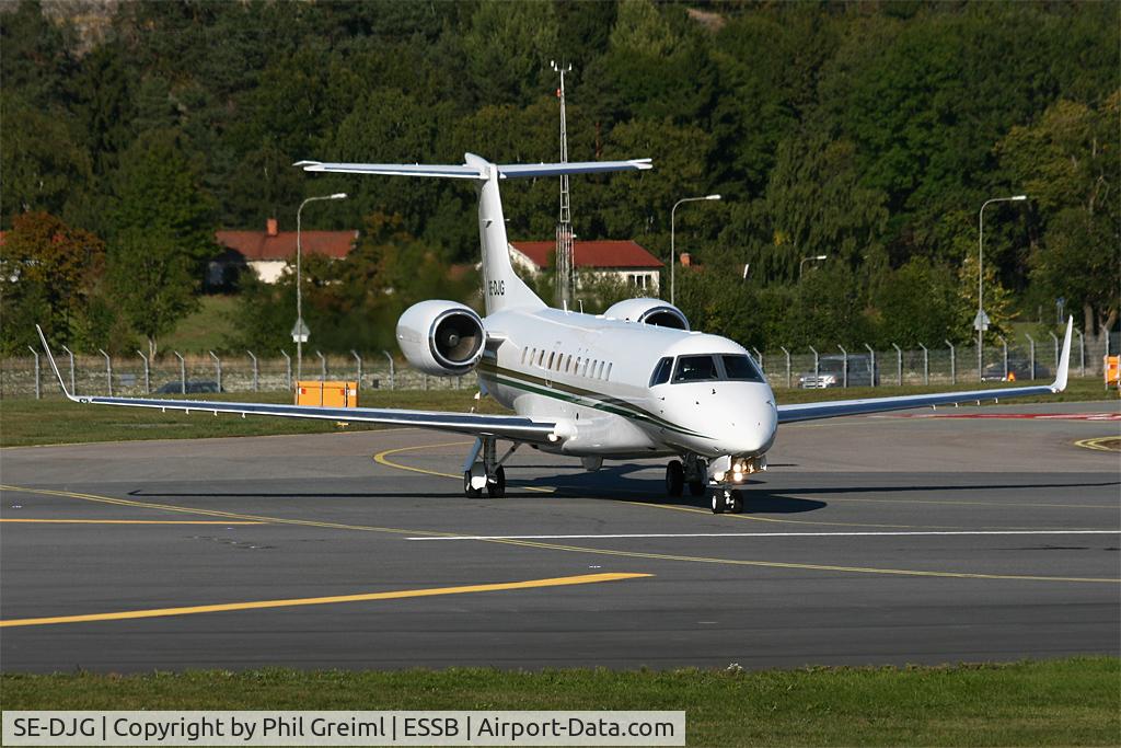 SE-DJG, 2008 Embraer EMB-135BJ Legacy C/N 14501042, Taken at ESSB.